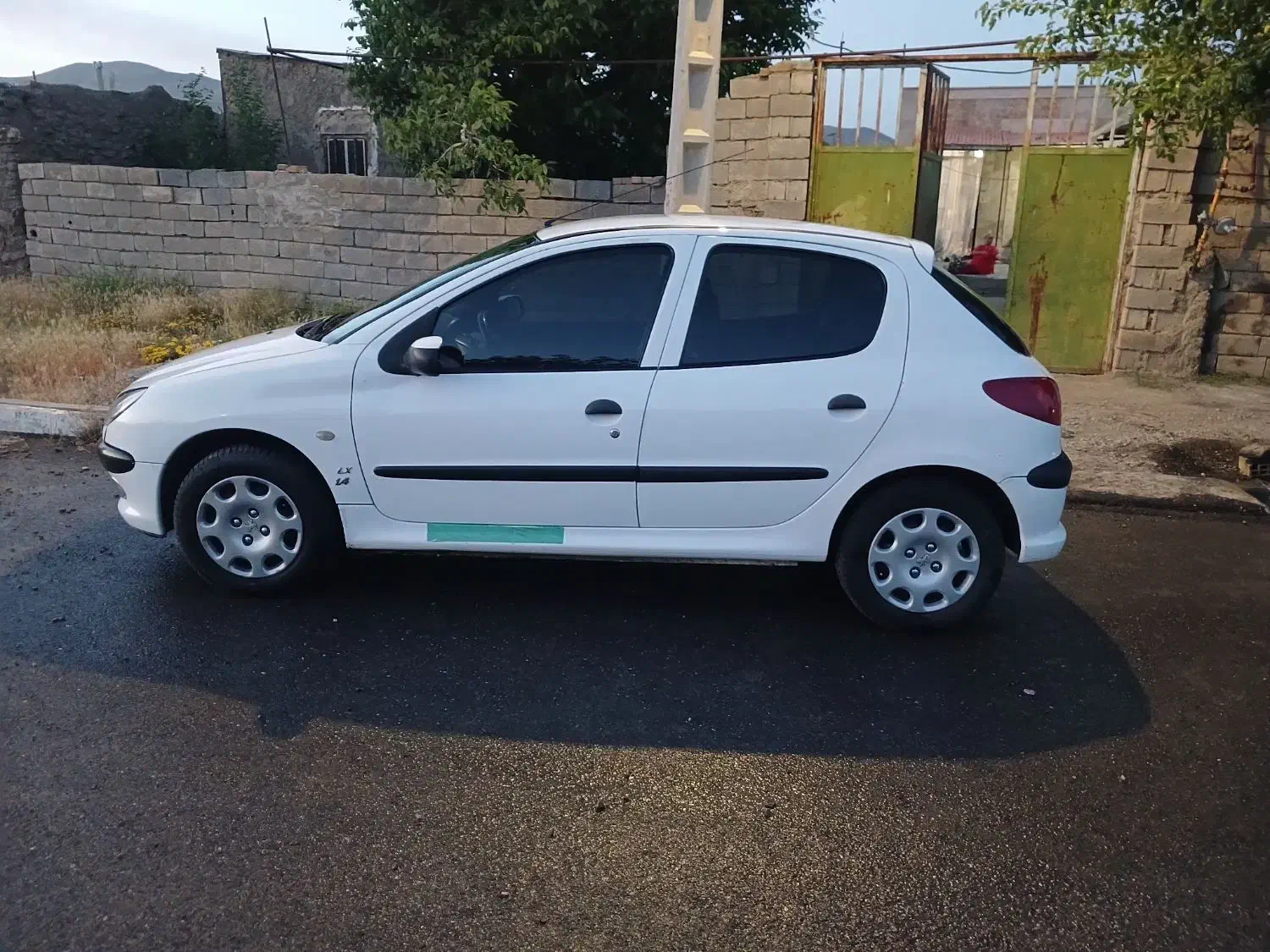 ۲۰۶ مدل ۹۸|خودرو سواری و وانت|اندیشه, شهرک صدف|دیوار