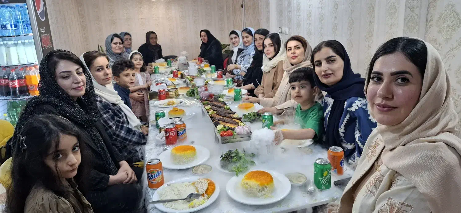 اشپز و کمک اشپز|استخدام خدمات فروشگاه و رستوران|ایذه, |دیوار