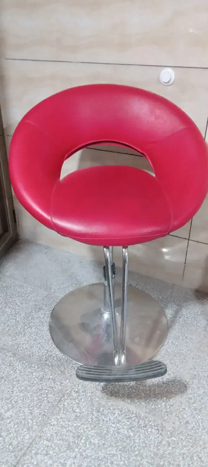 صندلی|صندلی و نیمکت|نجفآباد, شریعتی غربی|دیوار