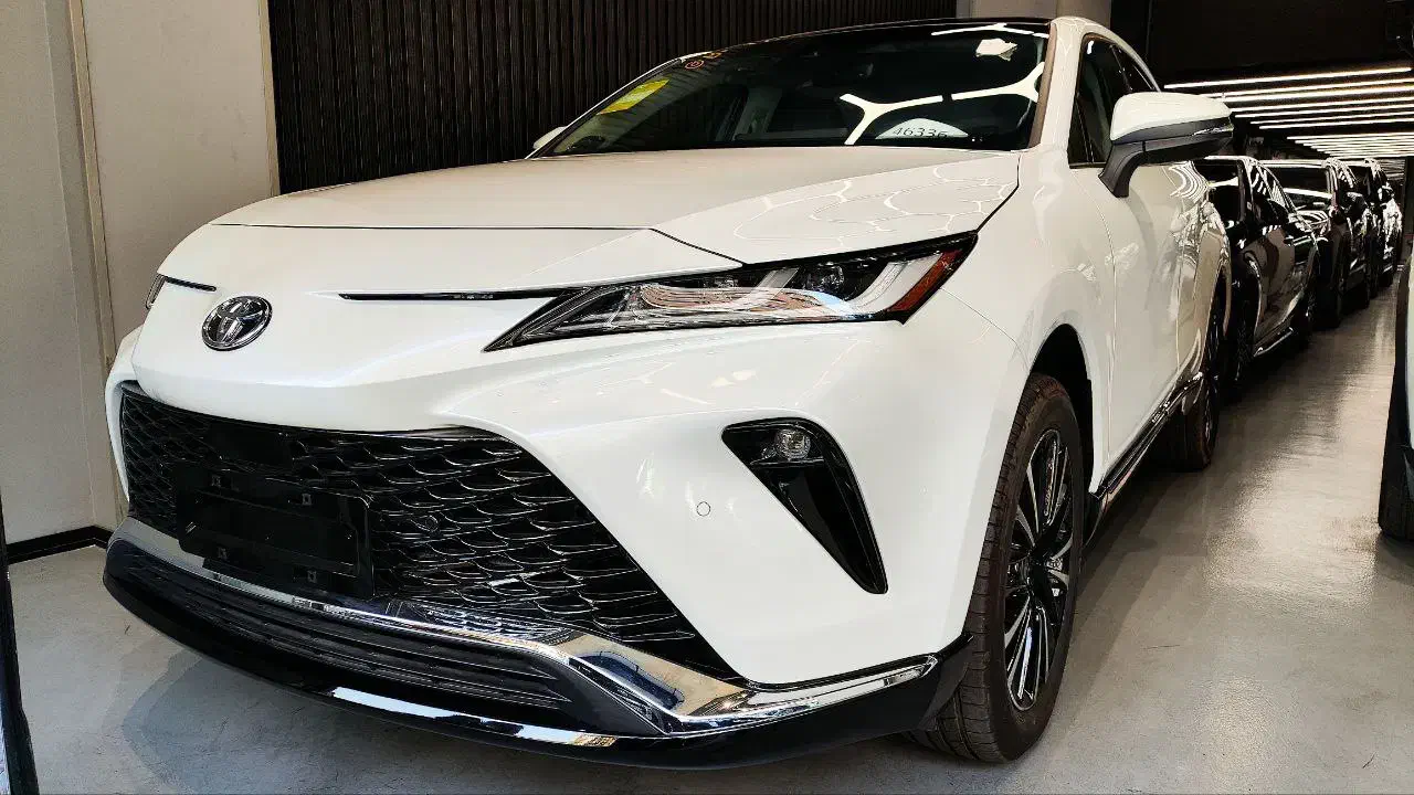 تویوتا ونزا  2025 سفید لاکچری فول (Toyota Venza)|خودرو سواری و وانت|تهران, زعفرانیه|دیوار