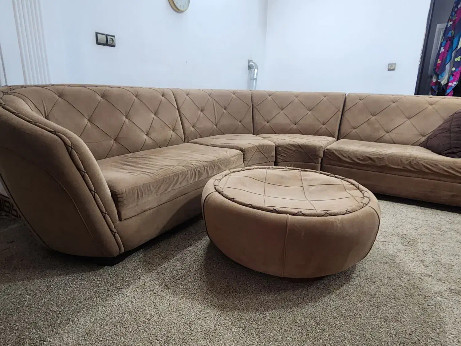 مبل راحتی|مبلمان خانگی و میز عسلی|قم, شاه ابراهیم|دیوار