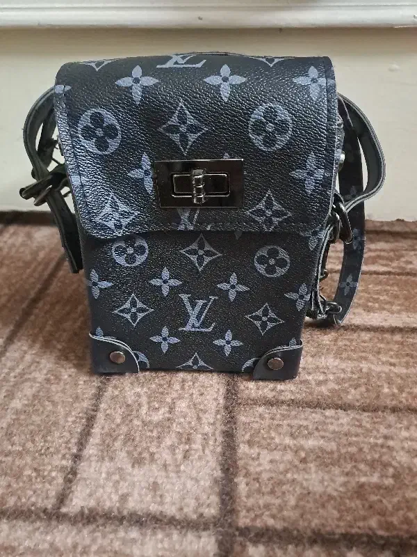 کیف اسپرت|کیف، کفش، کمربند|تهران, سبلان (لشگر)|دیوار