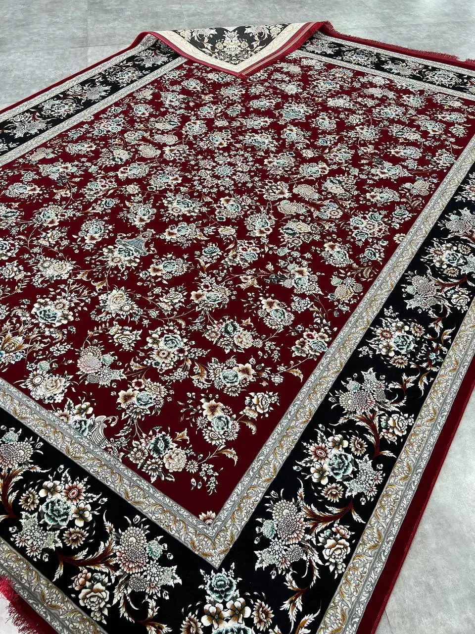 فروش عمده فرش آریایی زیر قیمت کارخانه|فرش|یاسوج, |دیوار