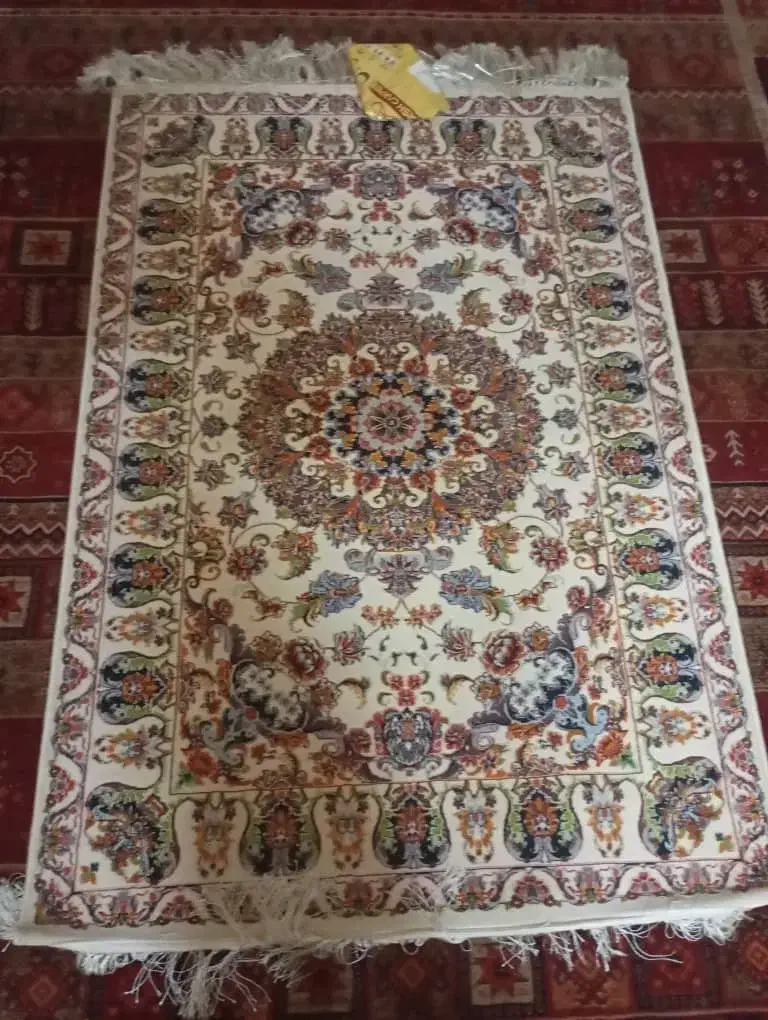 قالیچه|فرش|تهران, بهمن یار|دیوار