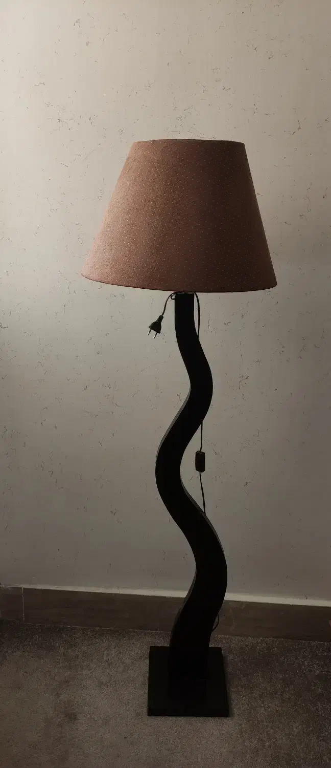 چراغ خواب|چراغ خواب و آباژور|یاسوج, |دیوار