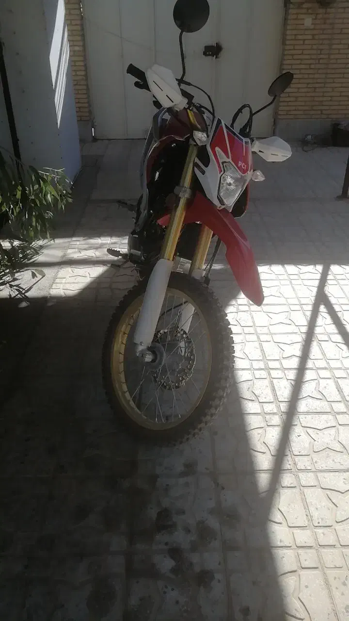فروش فوری موتور تریل برمودا 250|موتورسیکلت|مهریز, |دیوار