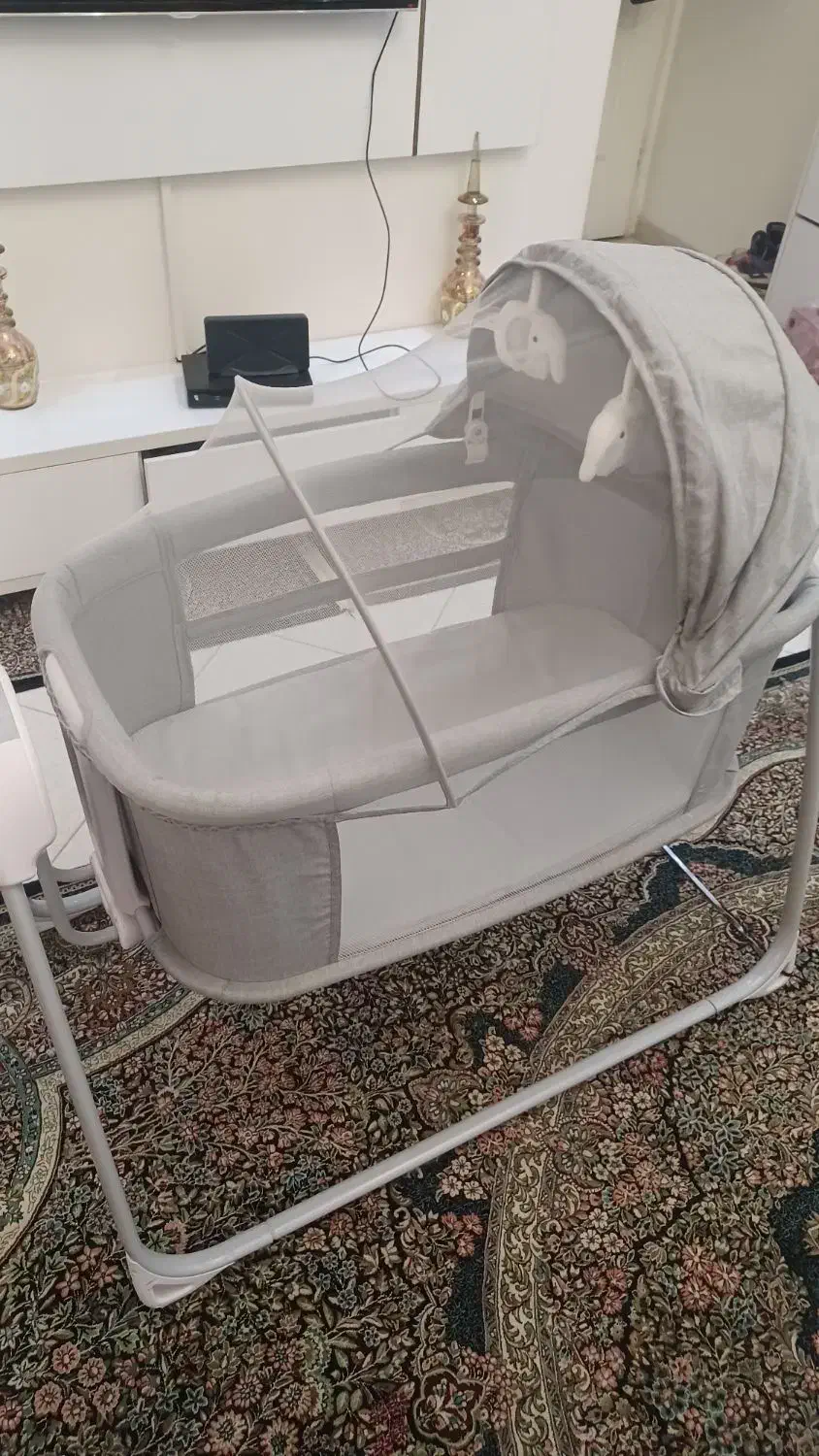 گهواره برقی مارک ماستلا|تخت و صندلی بچه|اراک, |دیوار