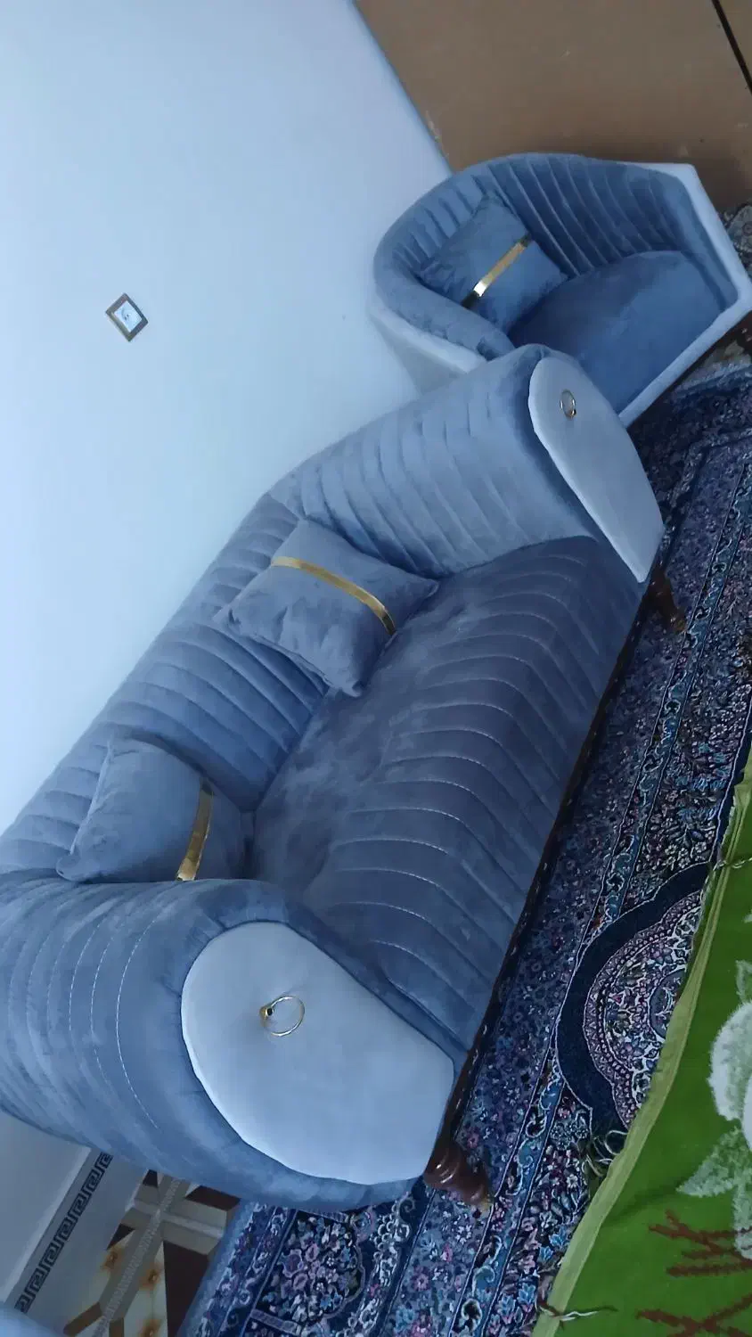 مبل صدفی کاملا نو|مبلمان خانگی و میز عسلی|بم, |دیوار