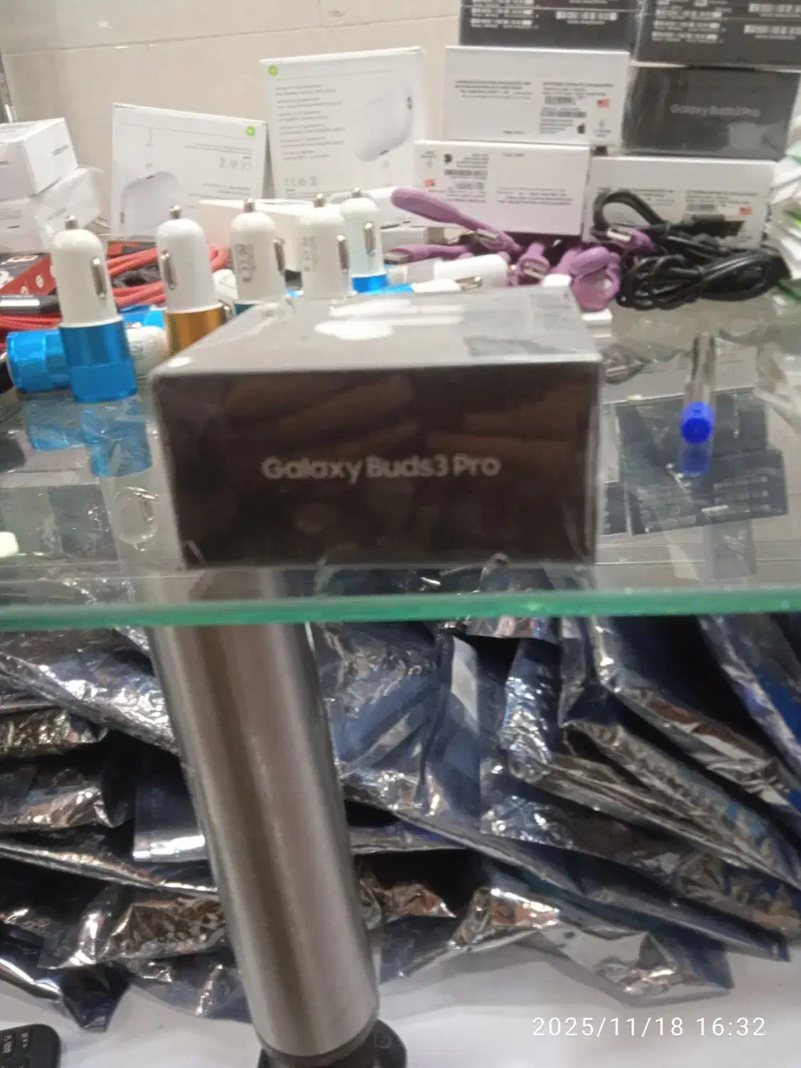 هندزفری|لوازم جانبی موبایل و تبلت|یاسوج, |دیوار