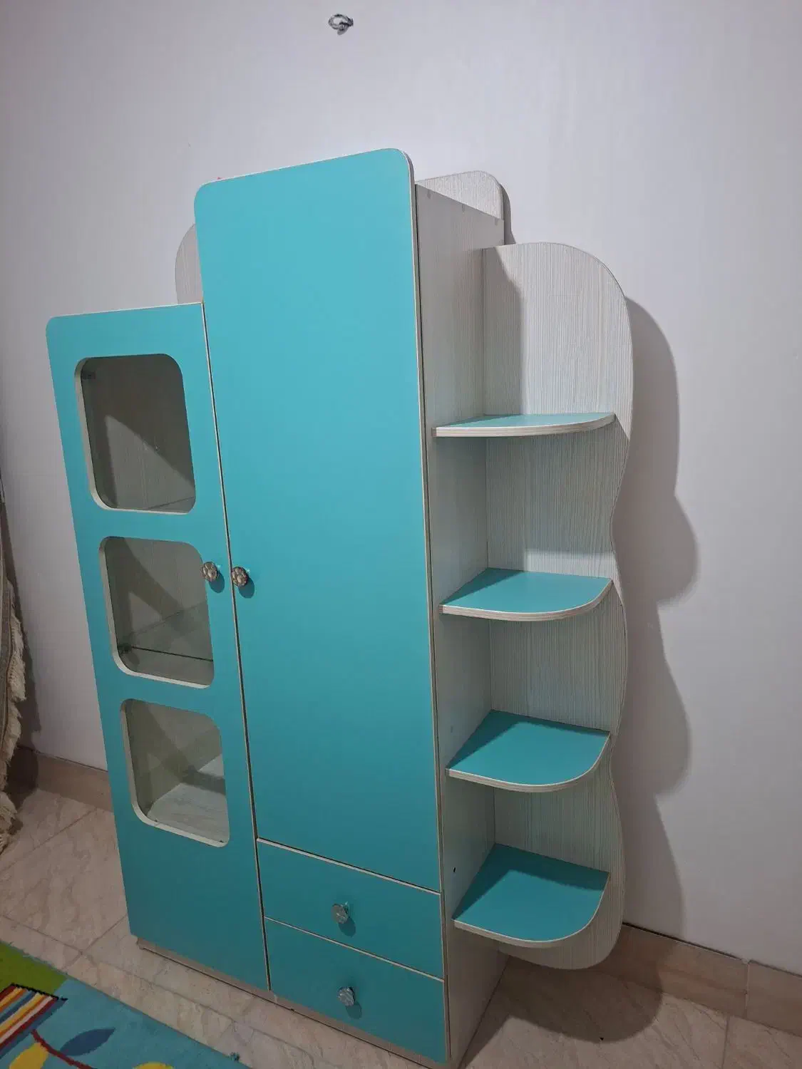 تخت نو جوان به همراه کمد لباس واجبات بازی|تخت و سرویس خواب|گرگان, |دیوار