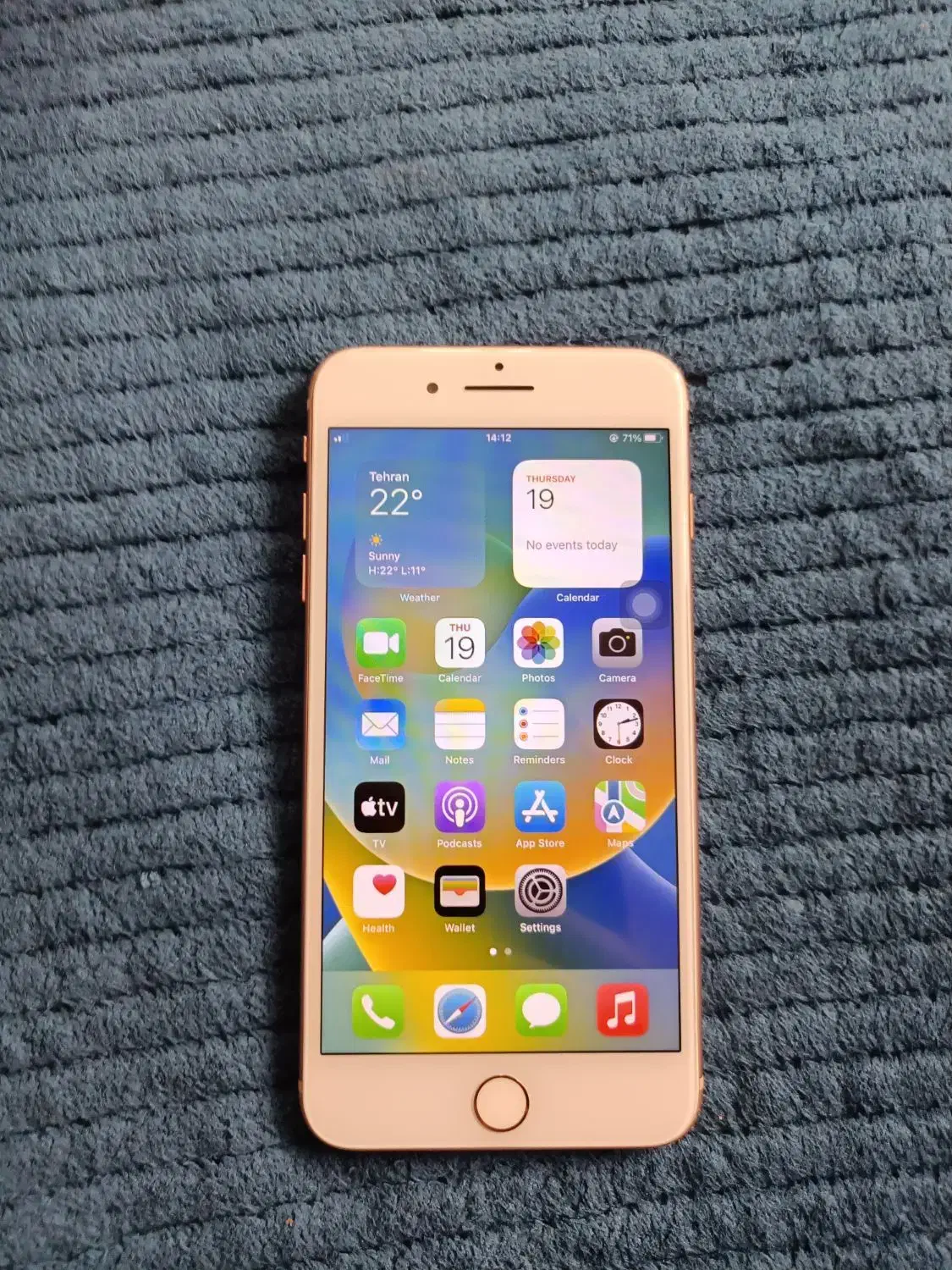 iPhone 8 plus گلد|موبایل|آق قلا, |دیوار