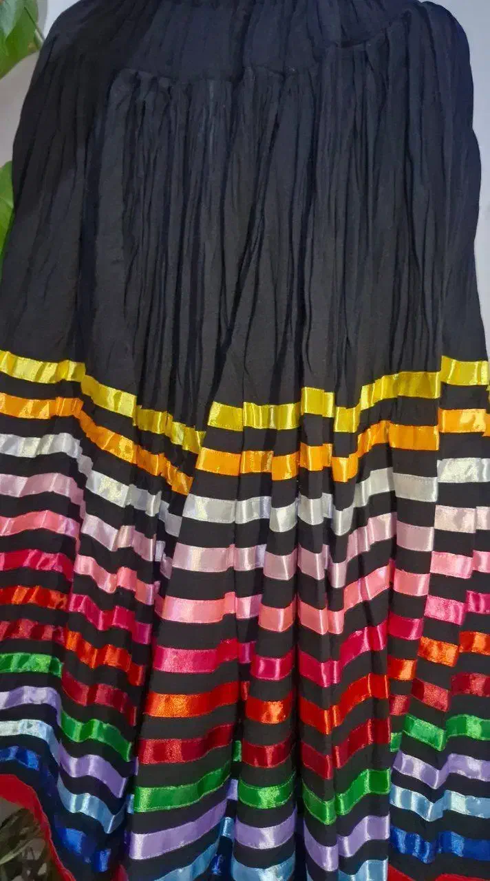 لباس قاسم آبادی|لباس|سیاهکل, |دیوار