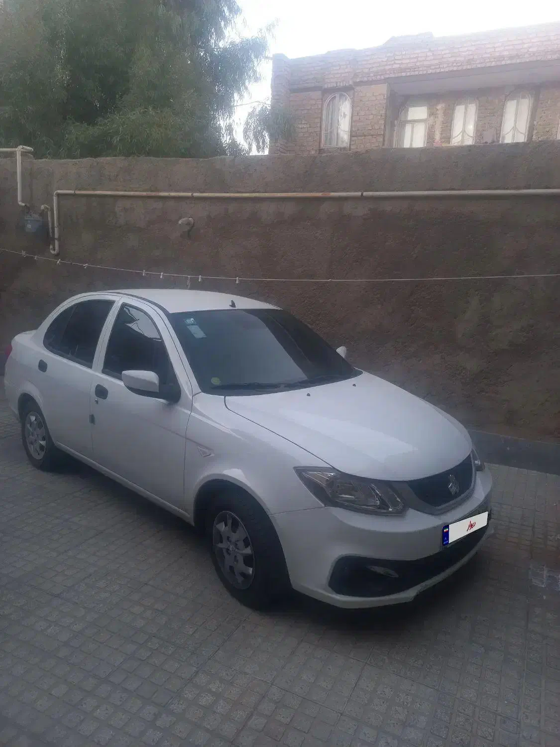 ماشین ساینا|خودرو سواری و وانت|ساوه, |دیوار