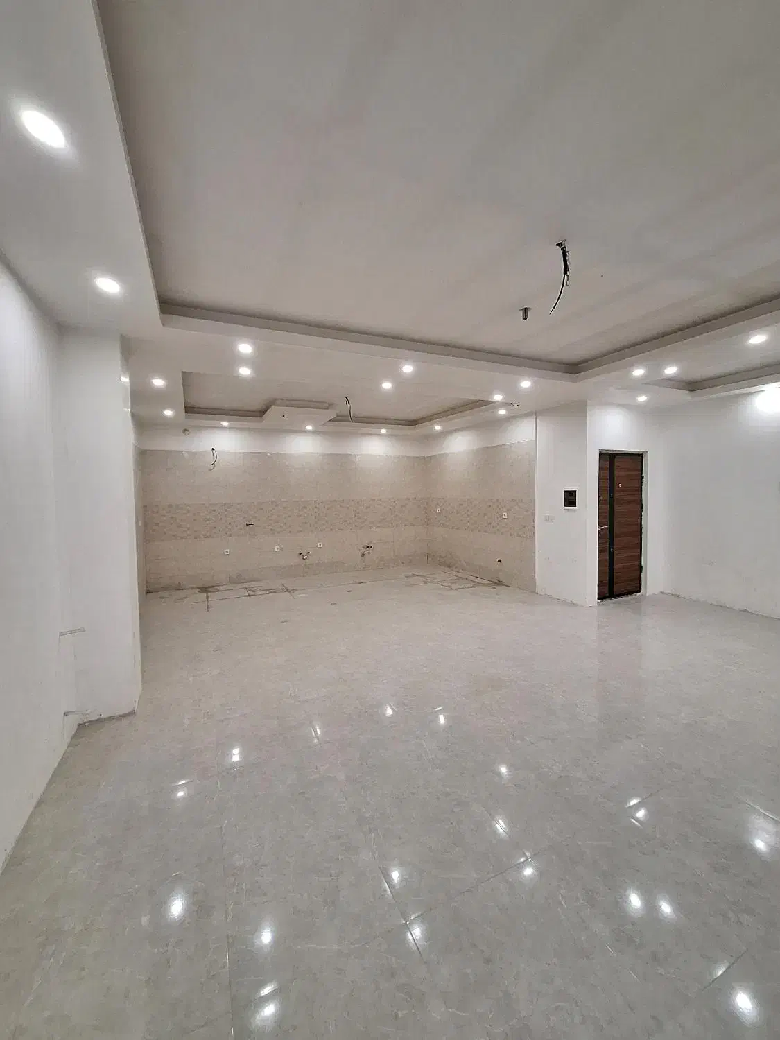 فروش آپارتمان ۱۰۰ متری دو خواب شیک شهرک بعثت|فروش آپارتمان|مشکیندشت, |دیوار