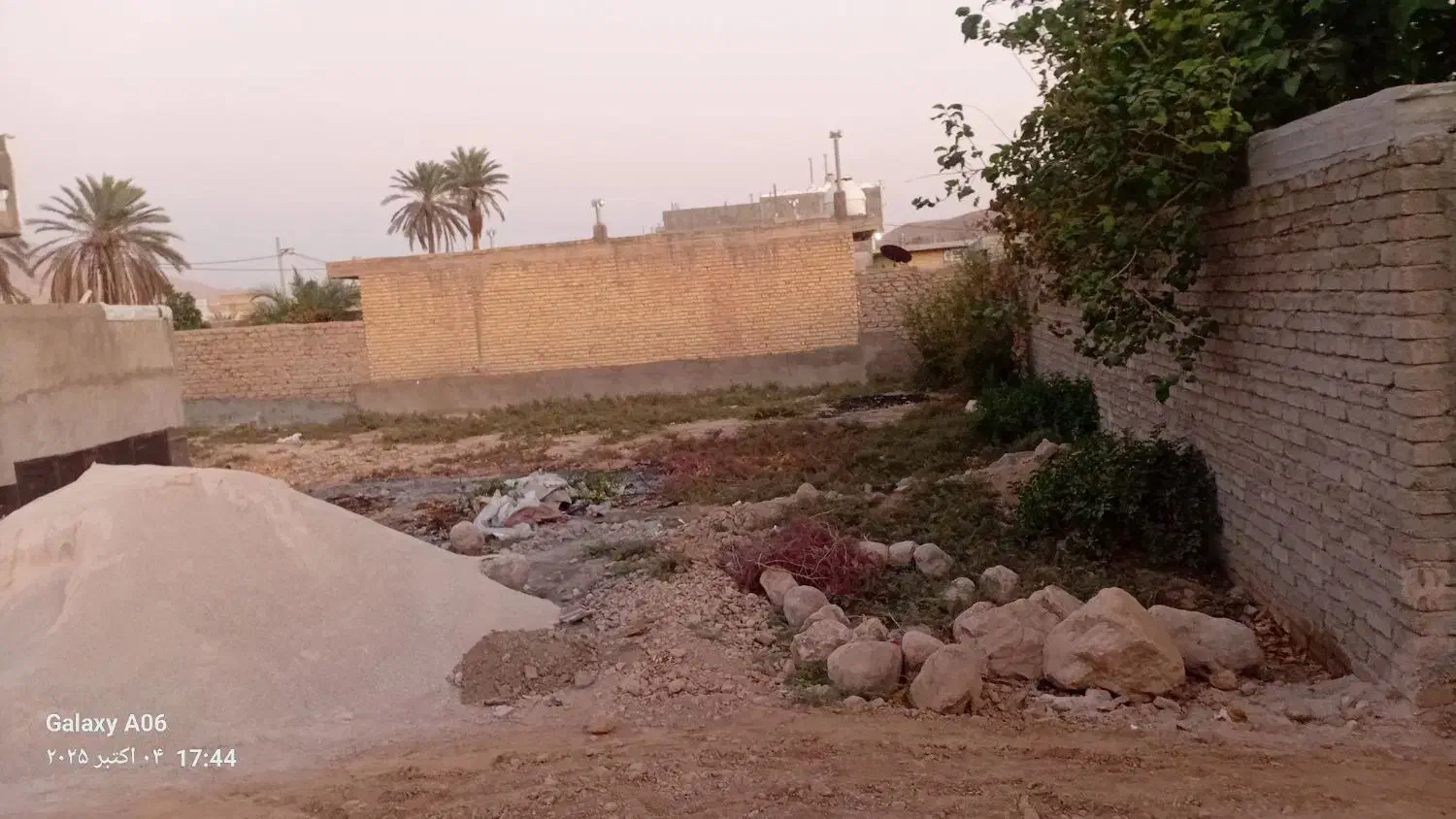 زمین ۱۰۲ متری خیابان شهدا نزدیک خیابان اصلی|فروش زمین و ملک کلنگی|داراب, |دیوار