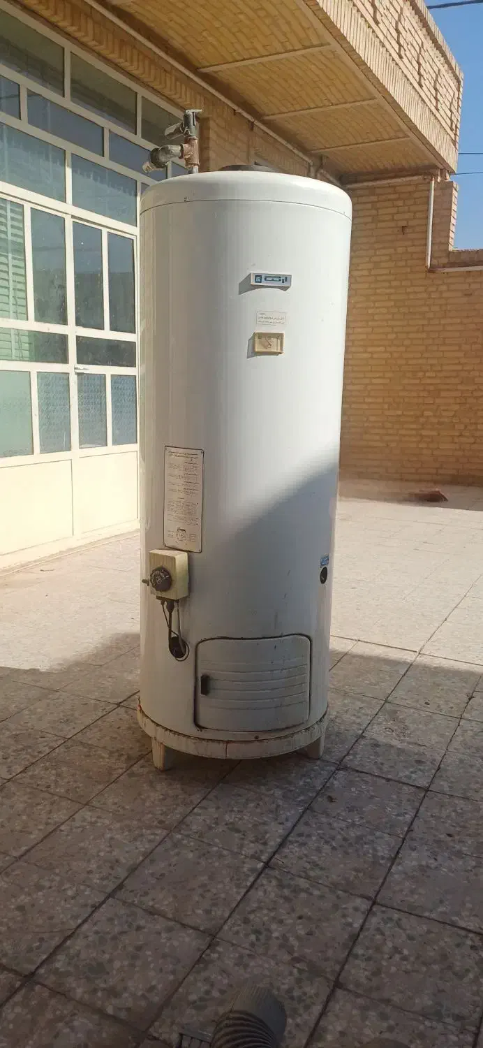 ابگرمکن 200 لیتر ارج|آبگرمکن، پکیج، شوفاژ|زارچ, |دیوار