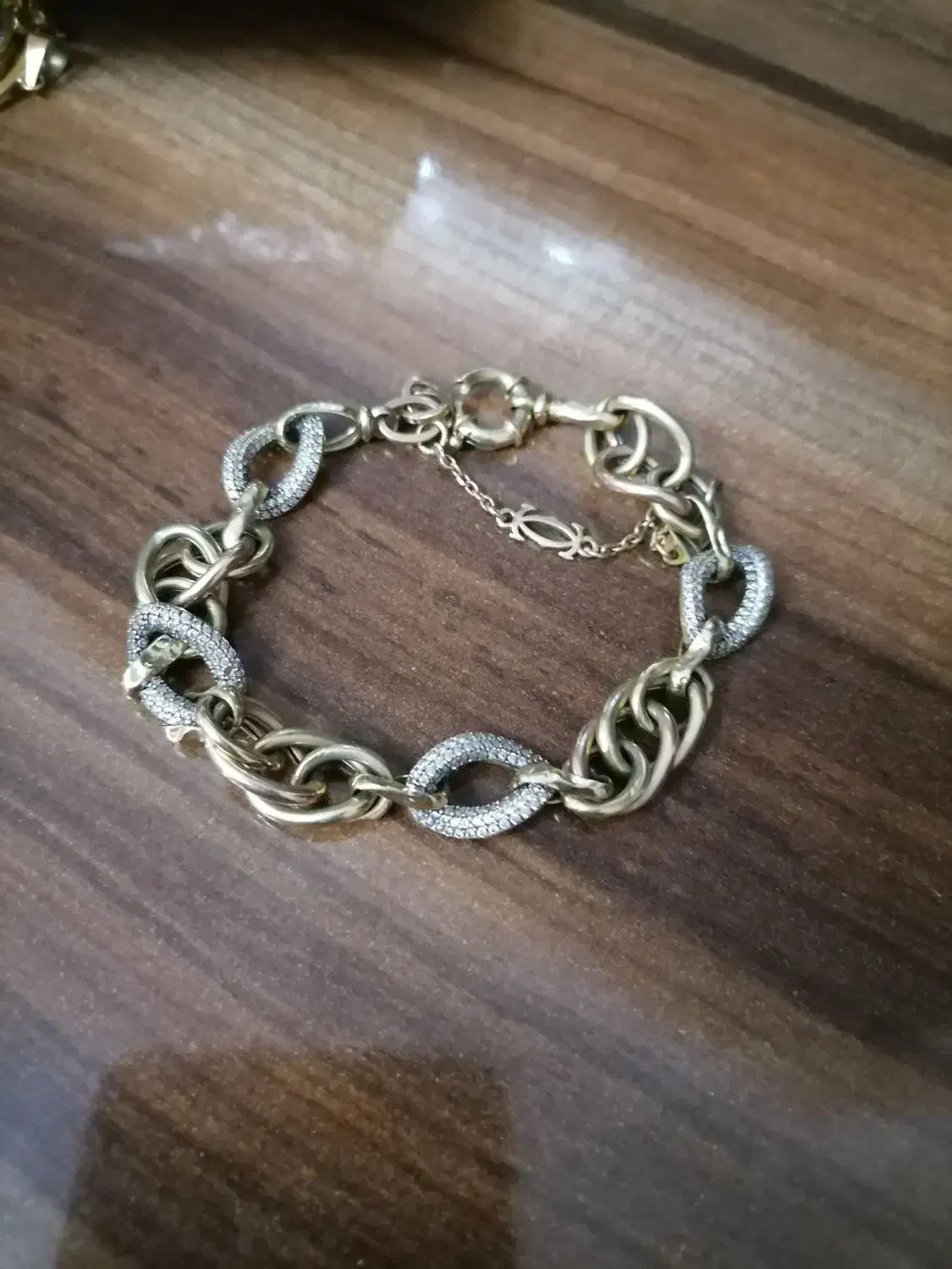 دستبند طلاوزن 17.560 گرم فاکتور داره|جواهرات|تبریز, |دیوار