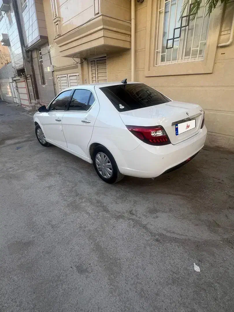 دنا بورسی سفید بی رنگ|خودرو سواری و وانت|خرمآباد, |دیوار