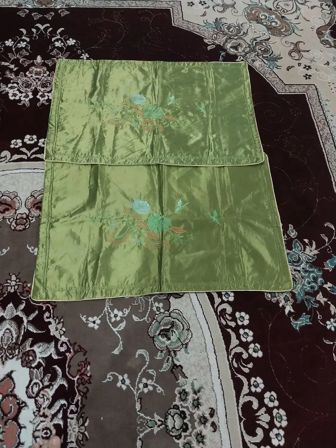 روبالشتی|رختخواب، بالش، پتو|دهدشت, |دیوار