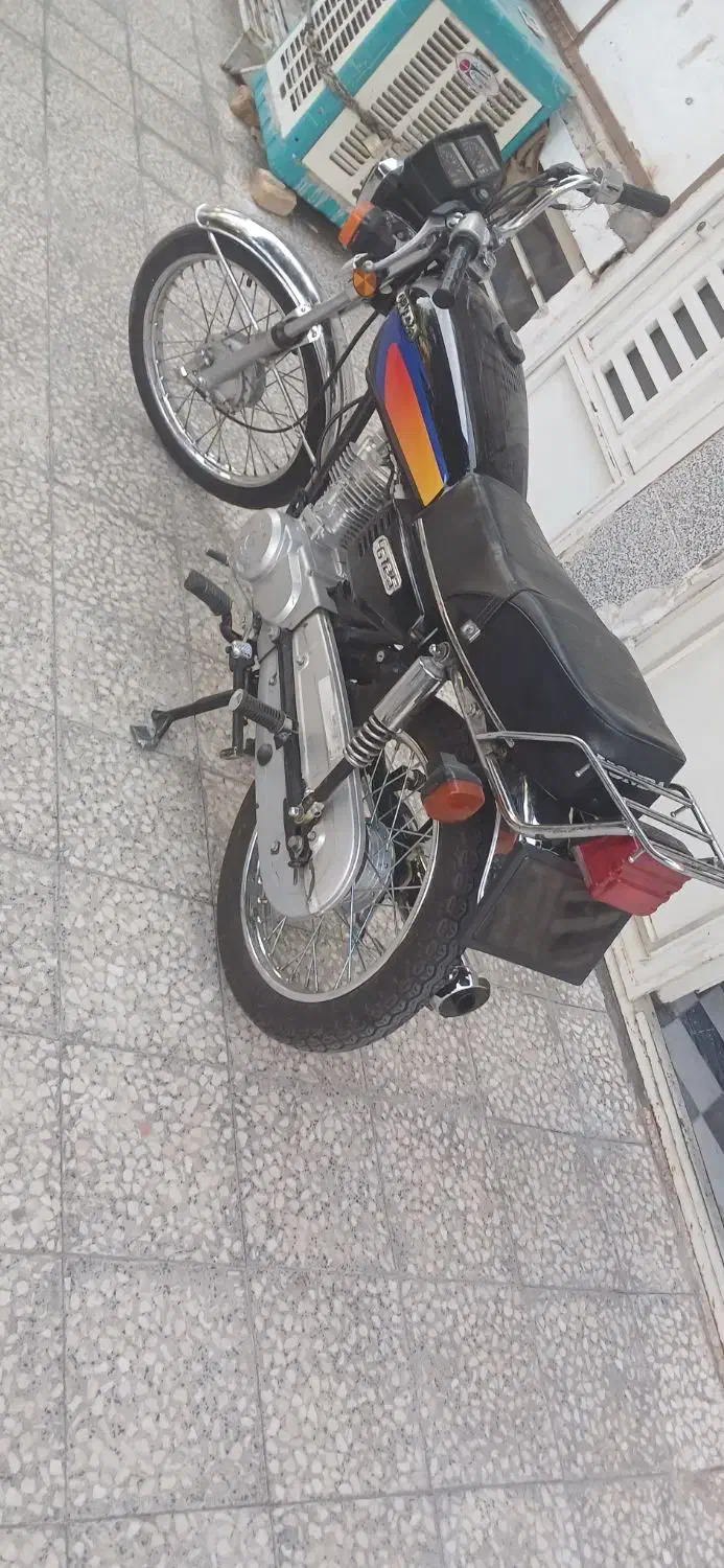 موتور ۱۲۵|موتورسیکلت|قم, نیروگاه|دیوار