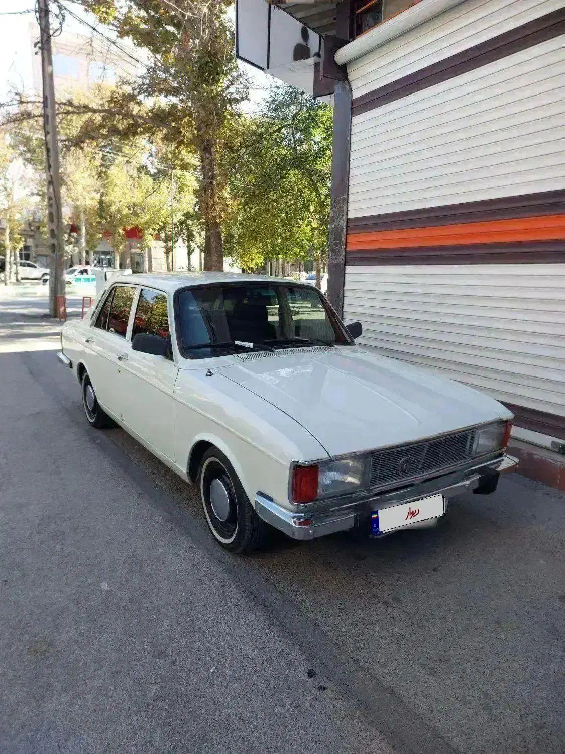 پیکان ۸۳ کلکسیونی کم کار در حد صفر|خودرو سواری و وانت|بروجرد, |دیوار