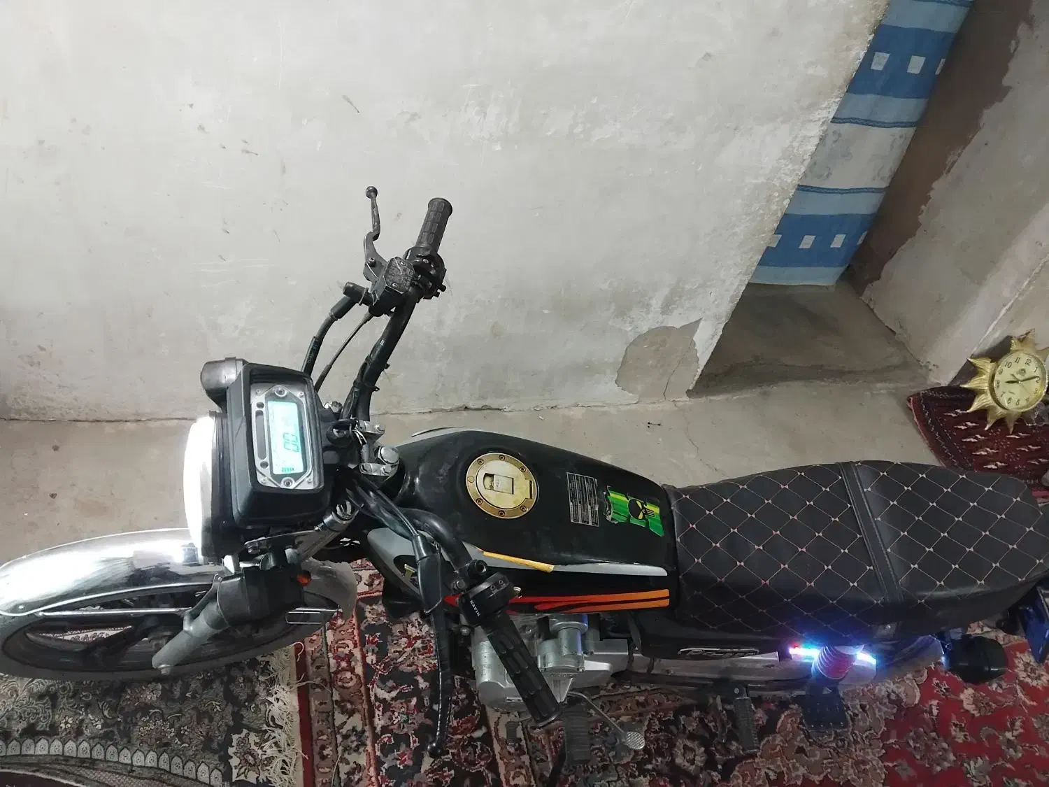 موتور ۲۰۰ کویر مدل ۱۴۰۱|موتورسیکلت|کوهبنان, |دیوار