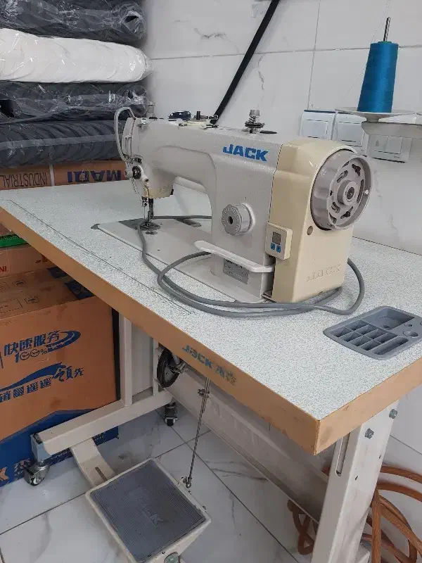 چرخ جک شرلی|چرخ خیاطی و ریسندگی|ربط, |دیوار