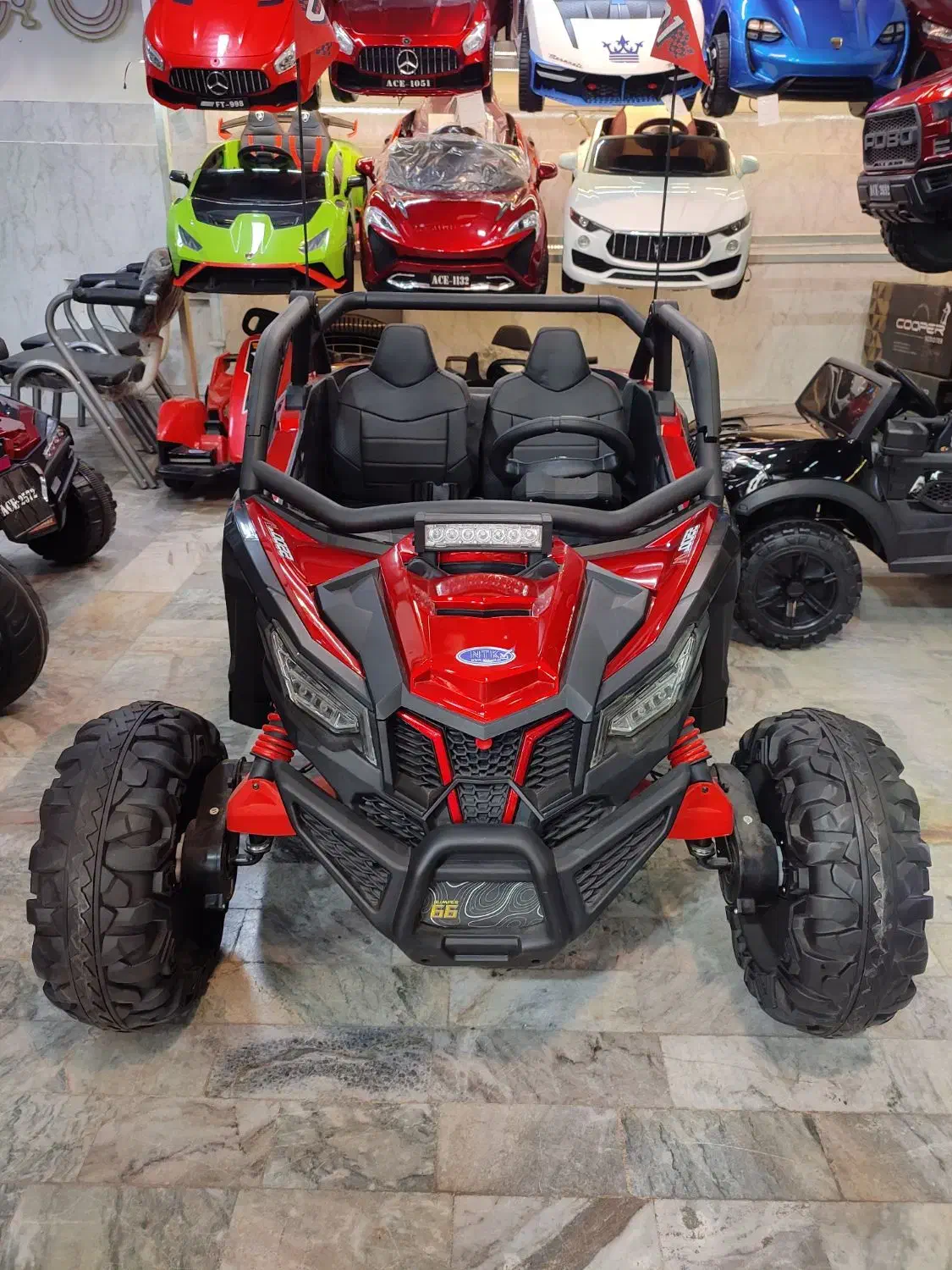 ماشین شارژی دو نفره واقعی|اسباب‌بازی بچه|قم, وادی السلام|دیوار