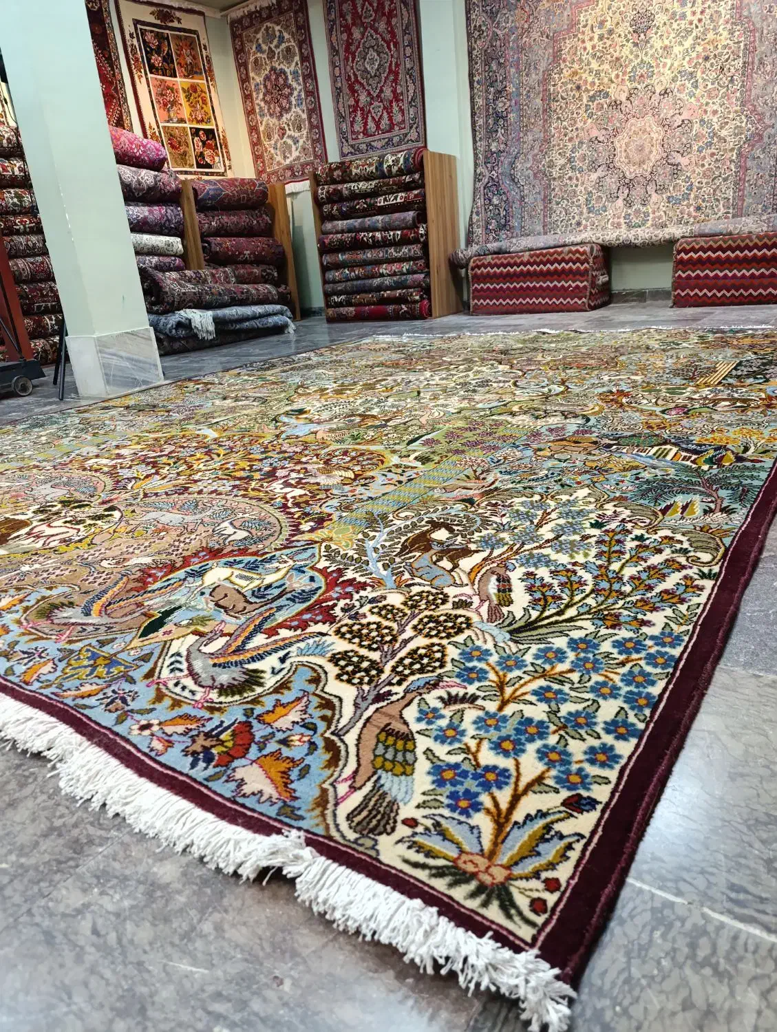 فرش دستبافت کاشمر|فرش|اصفهان, نقش جهان|دیوار