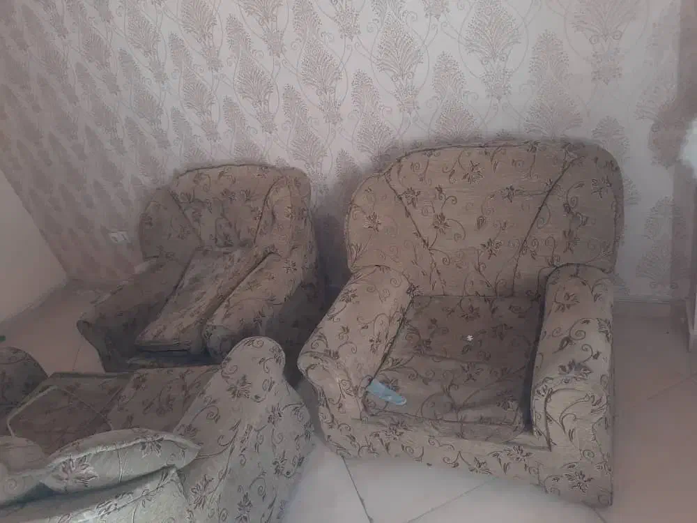 نیم ست راحتی سالم|مبلمان خانگی و میز عسلی|مشهد, ایثارگران|دیوار