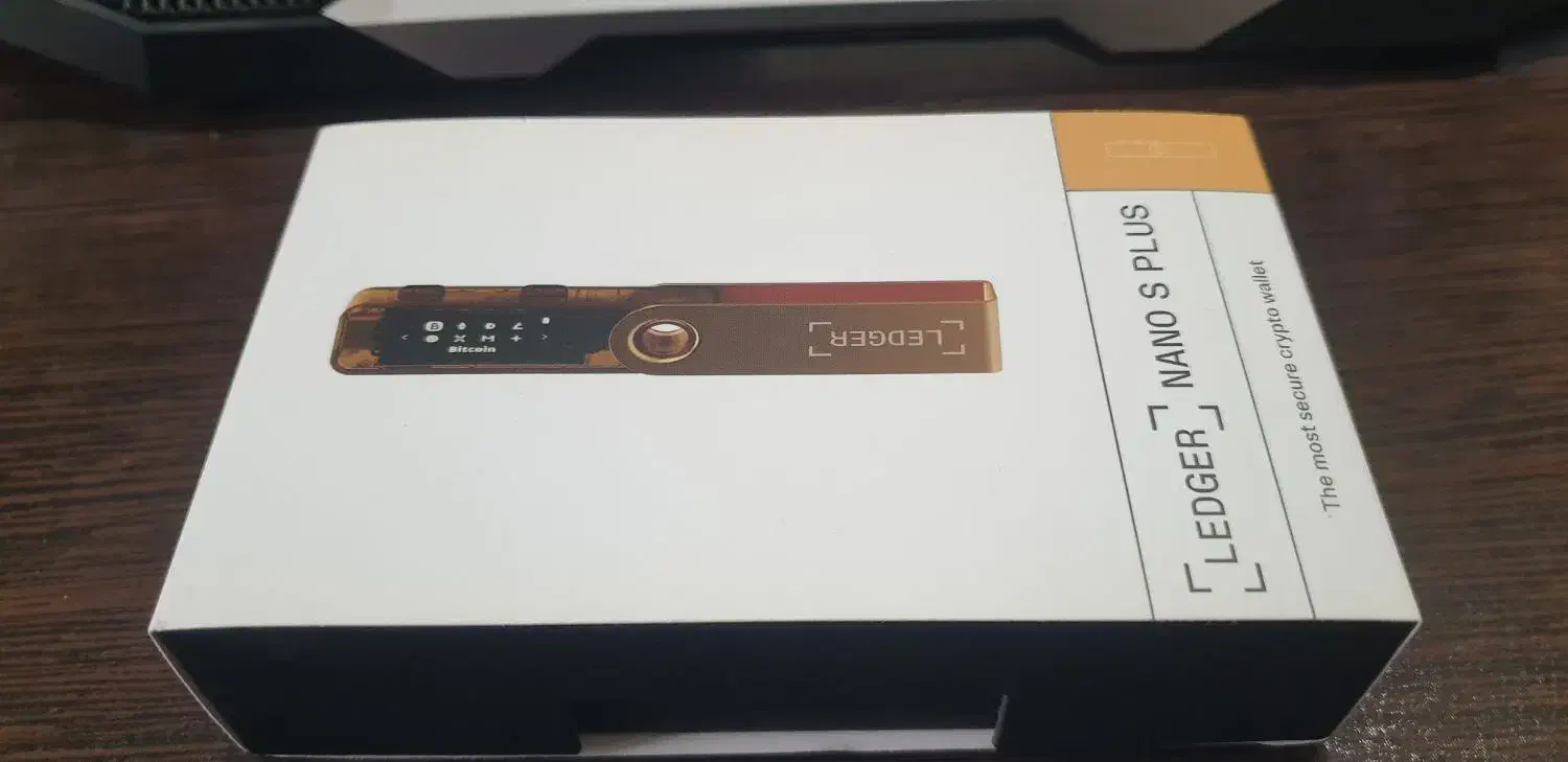 کیف پول ارز دیجیتال2025 Ledger nano s plus|قطعات و لوازم جانبی رایانه|تهران, سبلان (لشگر)|دیوار