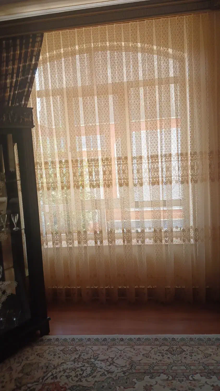 پرده و کتیبه پذیرایی ، سالم و تمیز و بدون لک|پرده، رانر، رومیزی|صوفیان, |دیوار