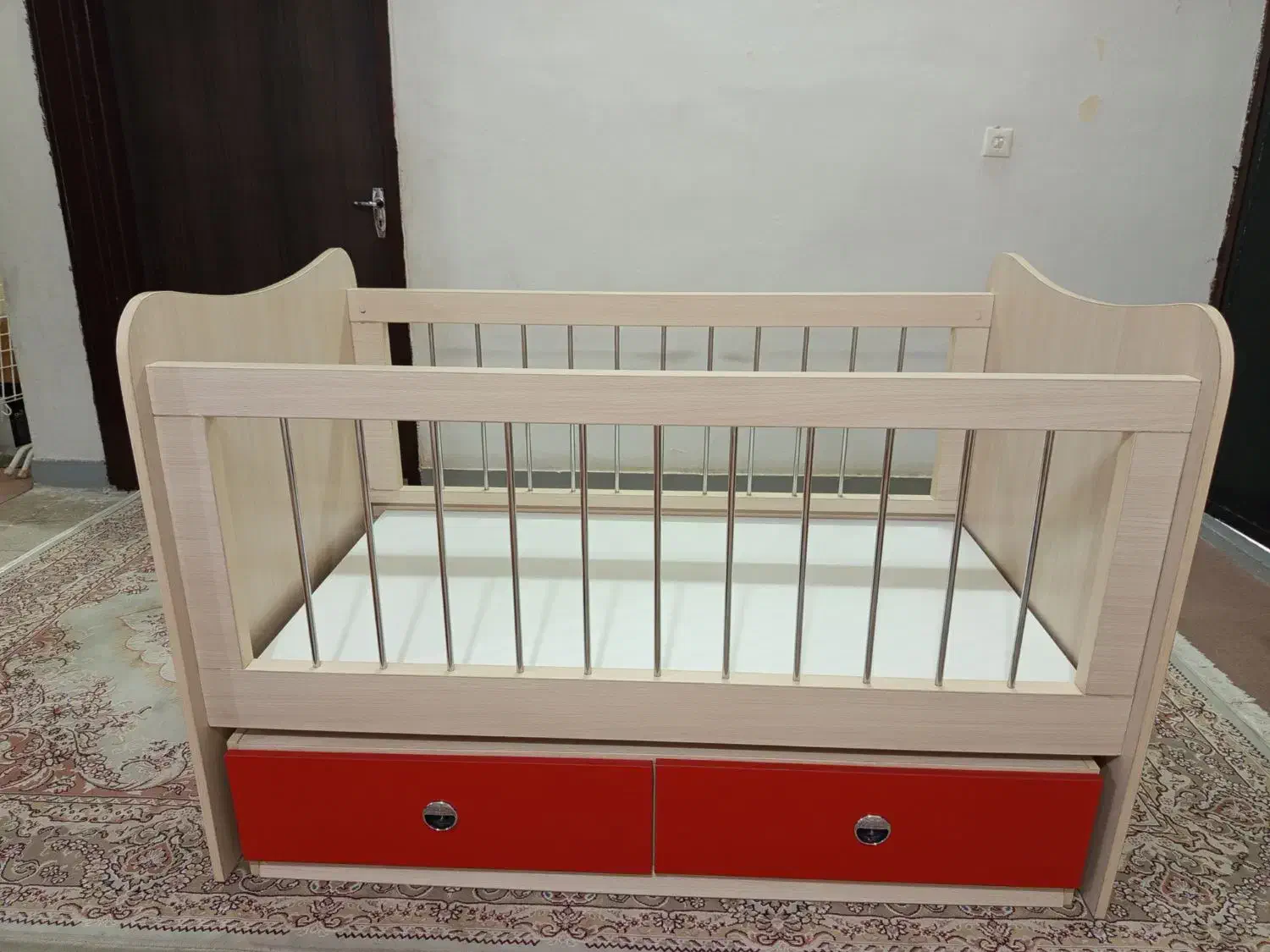 تخت و کمد دو کاره|تخت و سرویس خواب|بیستون, |دیوار