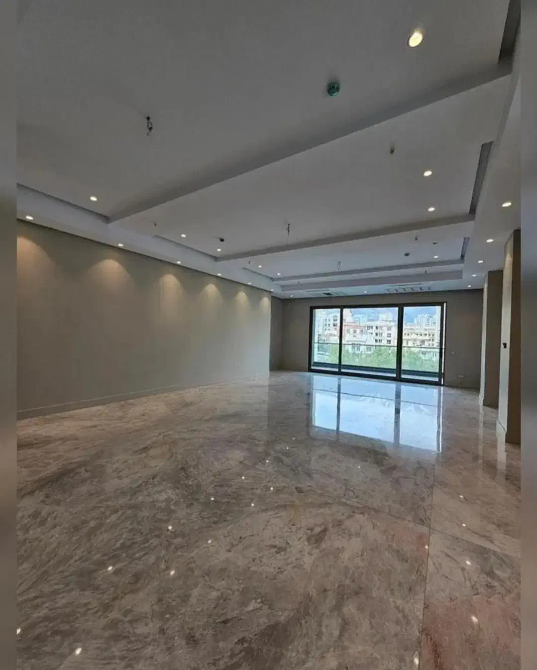 الهیه ۱۳۵ متر تراسی بزرگ دو پارکینگ نوساز کم‌واحد|فروش آپارتمان|مشهد, جاهد شهر|دیوار