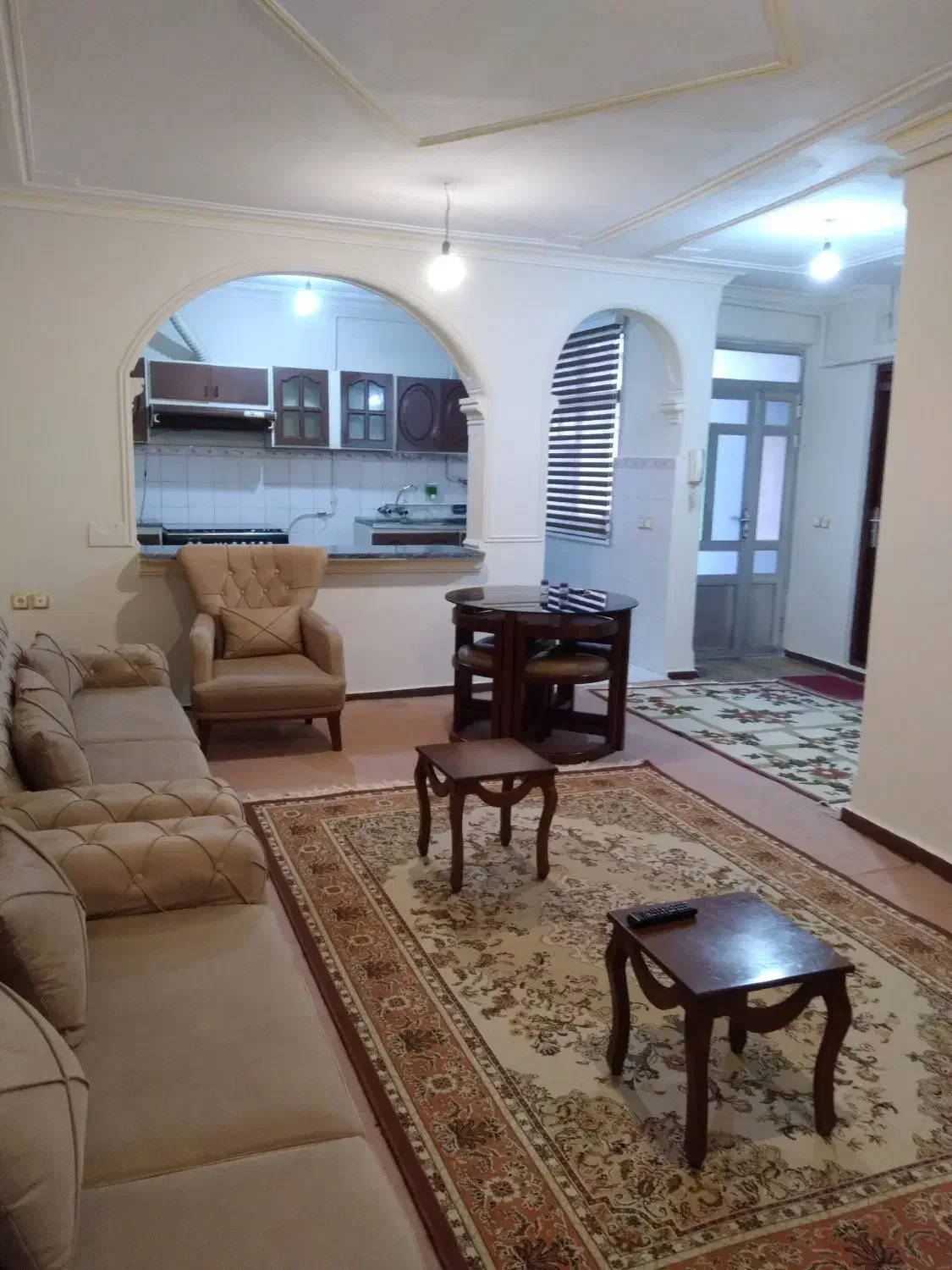 اجاره روزانه خانه رشت|اجارهٔ کوتاه‌مدت آپارتمان و سوئیت|رشت, گیل|دیوار