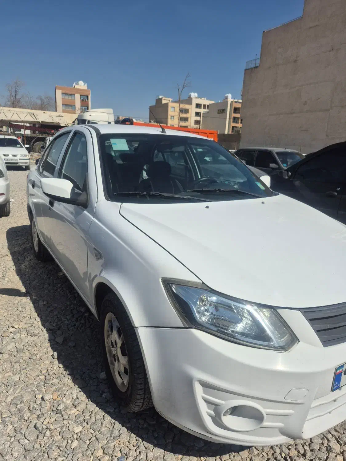 ساینا|خودرو سواری و وانت|اصفهان, مهدیه|دیوار