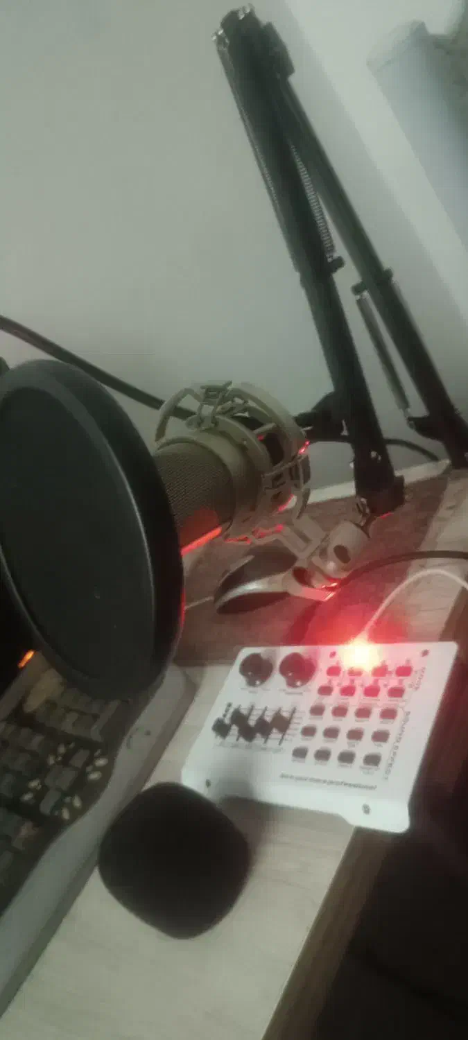 میکروفون خوانندگی و گویندگی|صوتی و تصویری|شاهرود, |دیوار