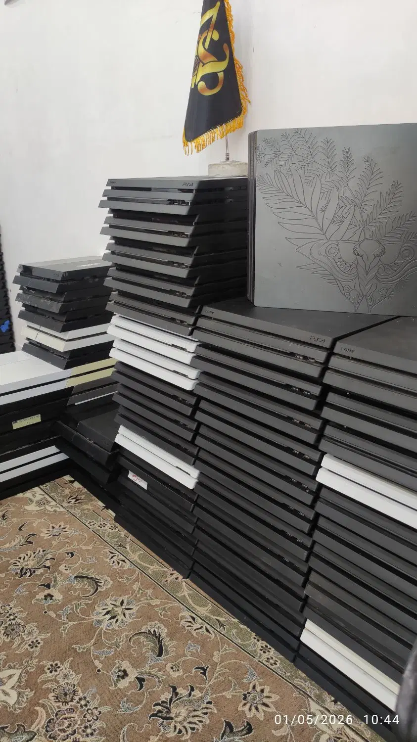ps4 slim|کنسول، بازی ویدئویی و آنلاین|شیراز, لاله|دیوار