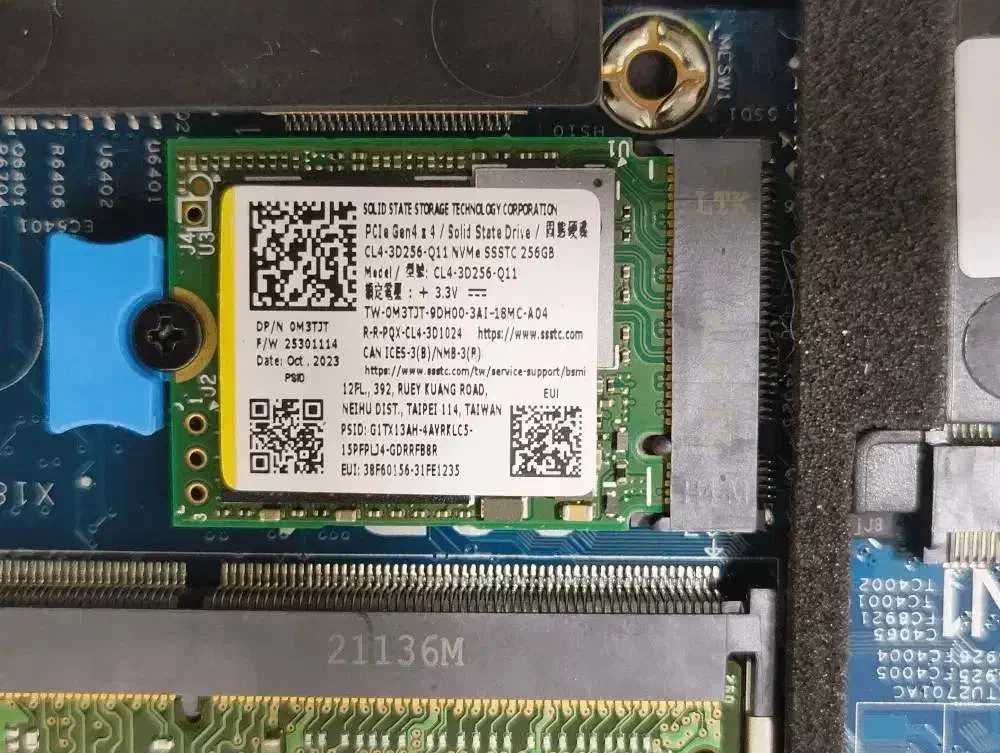 SSD NVMe M.2 256G 2230 مناسب سرفیس یا steam deck|قطعات و لوازم جانبی رایانه|کرمان, |دیوار