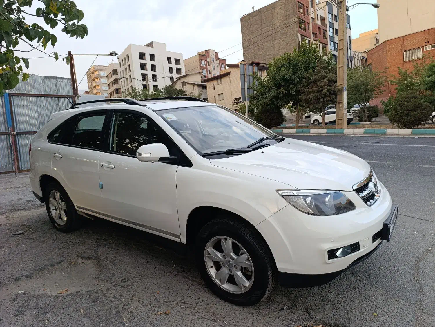 byd s6 سفید کم کار درجه یک|خودرو سواری و وانت|تهران, شهرک غرب|دیوار