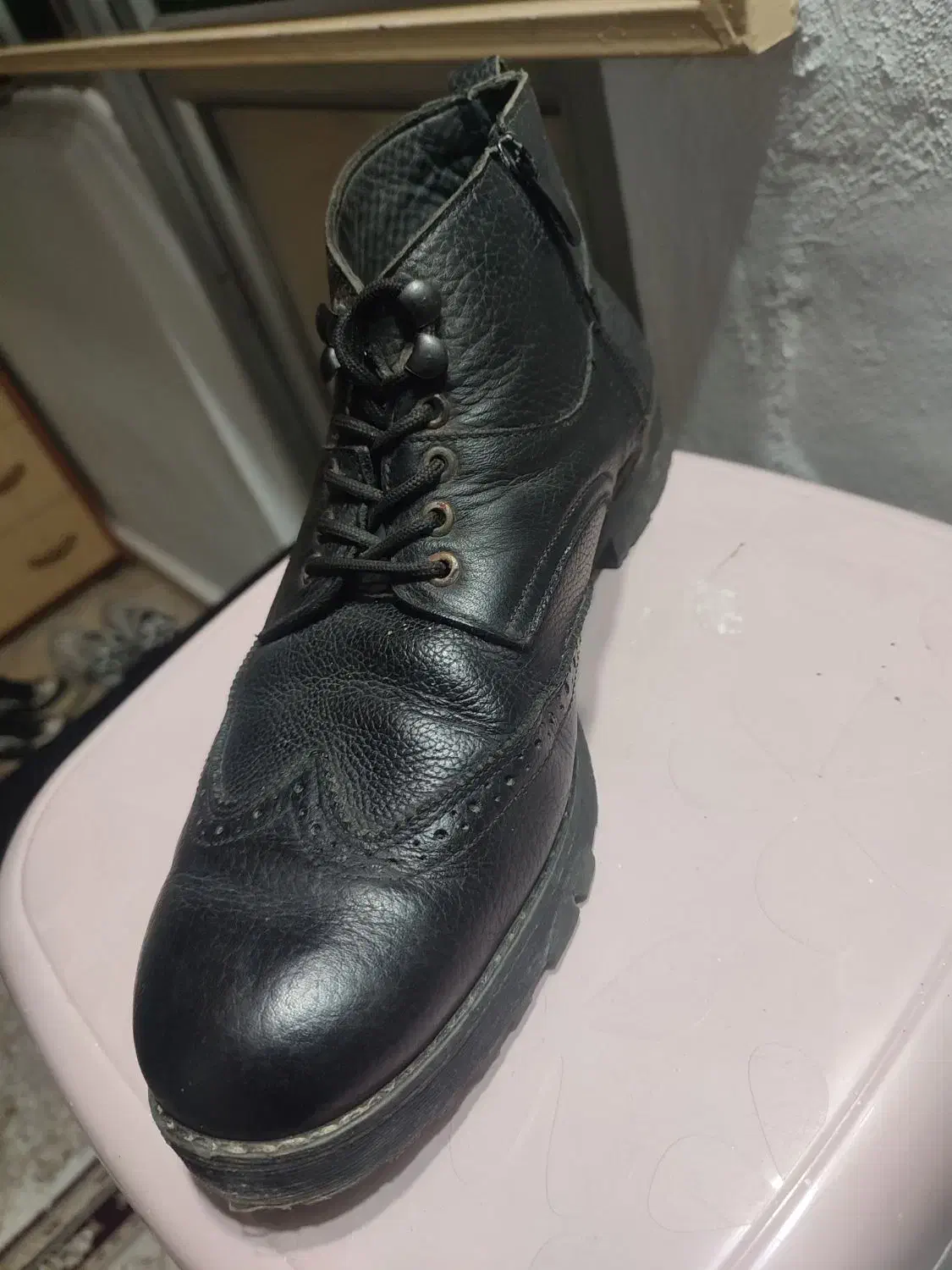 مجموعه کفش و کتونی کار کرده|کیف، کفش، کمربند|رودسر, |دیوار