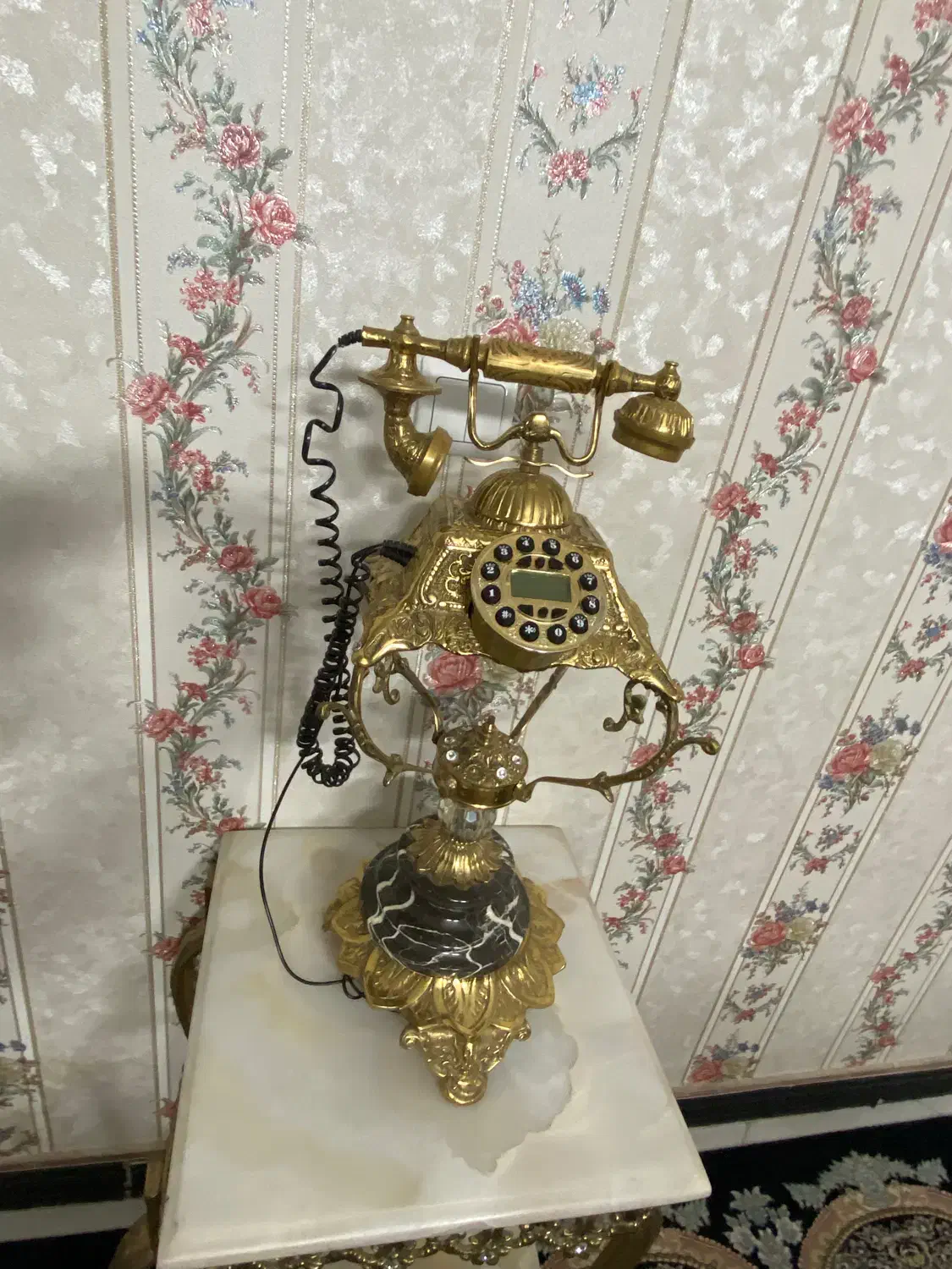 میز تلفن با تلفن تمام برنجی|میز تلفن|تهران, تهرانپارس شرقی|دیوار