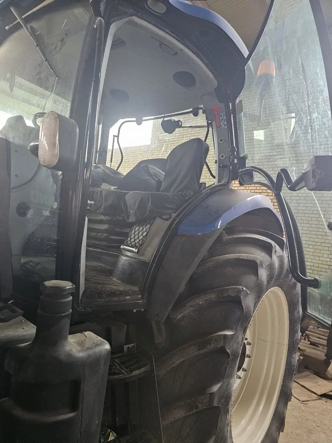 تراکتور نیولند ۶۰۹۰ تایر بزرگ|خودرو سنگین|امیدیه, |دیوار