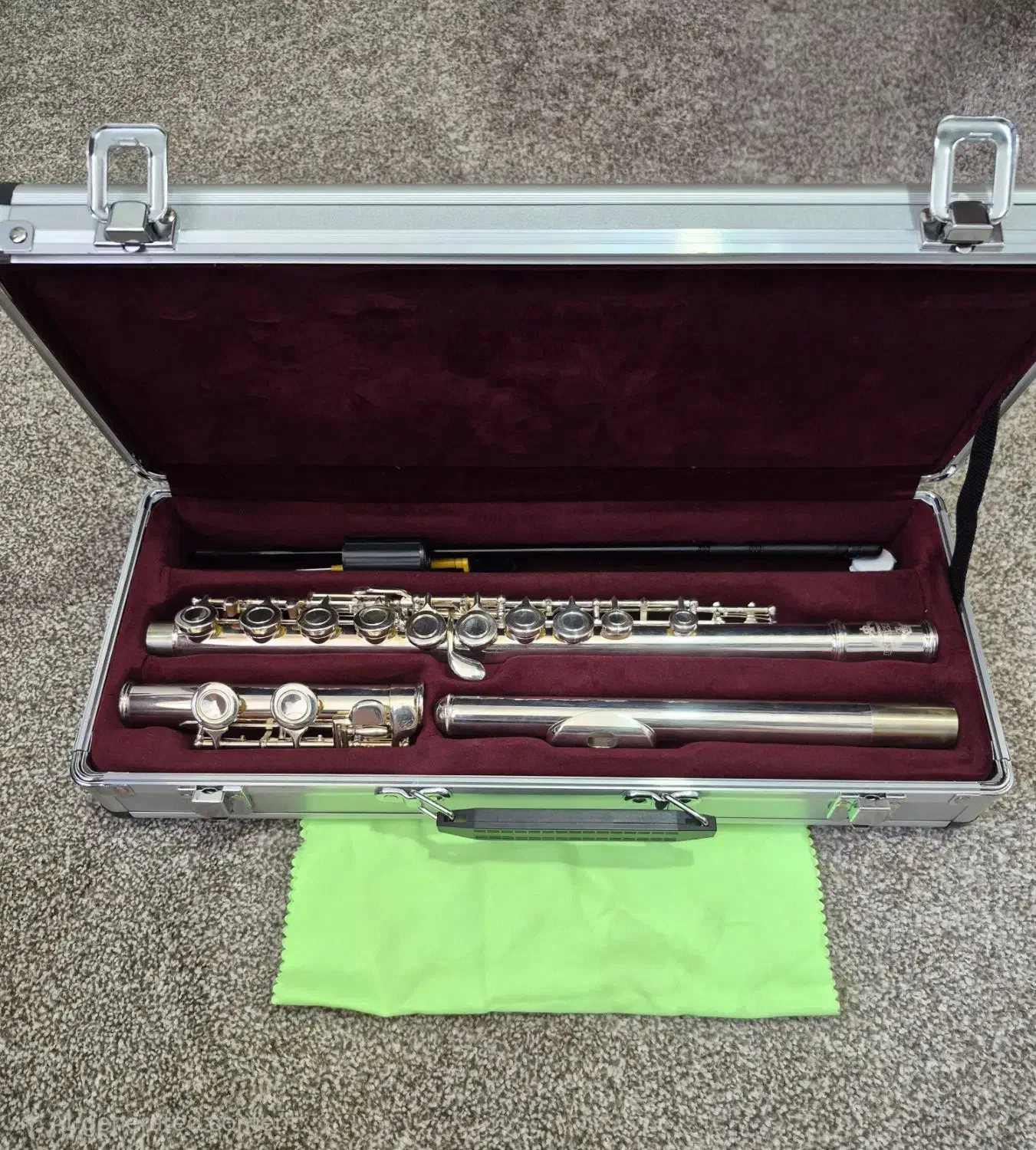 فلوت کلید دار|سازهای بادی|اردبیل, |دیوار