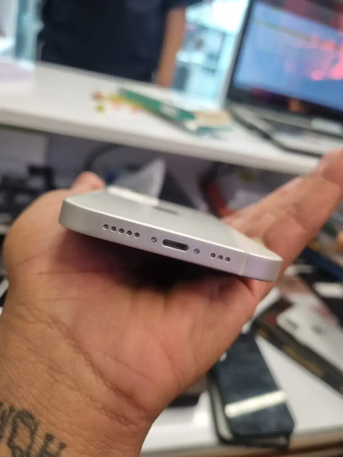 اپل iPhone 13 با حافظهٔ ۱۲۸ گیگابایت|موبایل|تنکابن, |دیوار