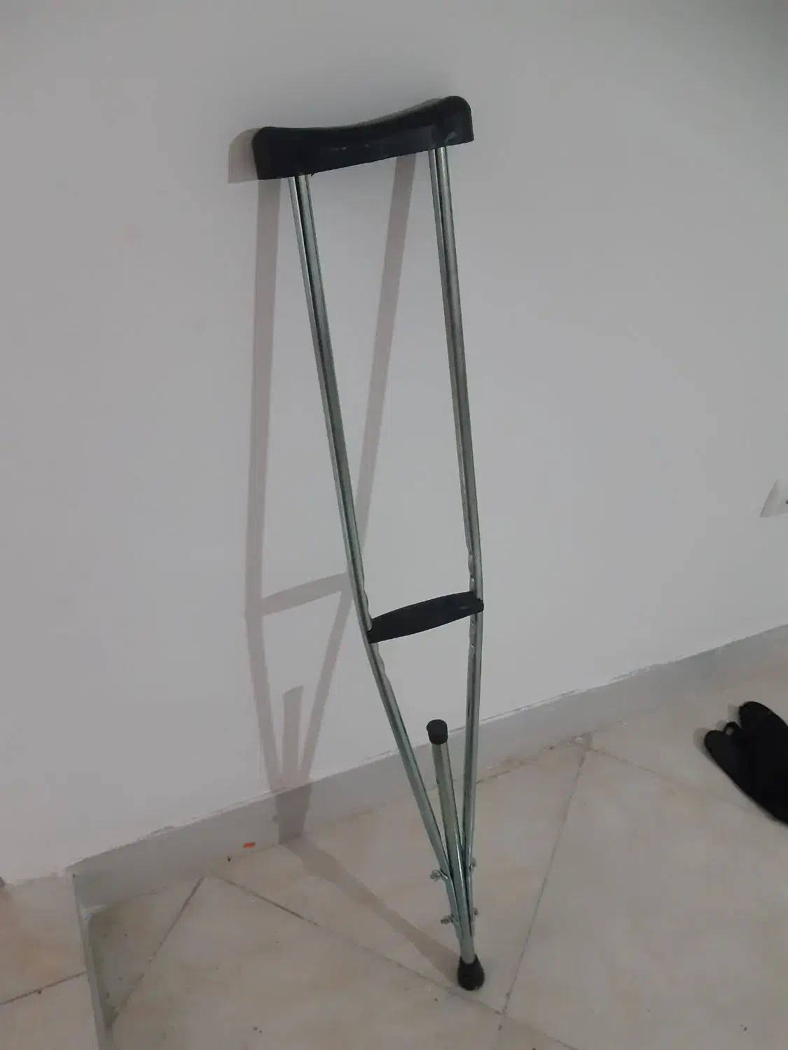 عصا|پزشکی|سمنان, |دیوار