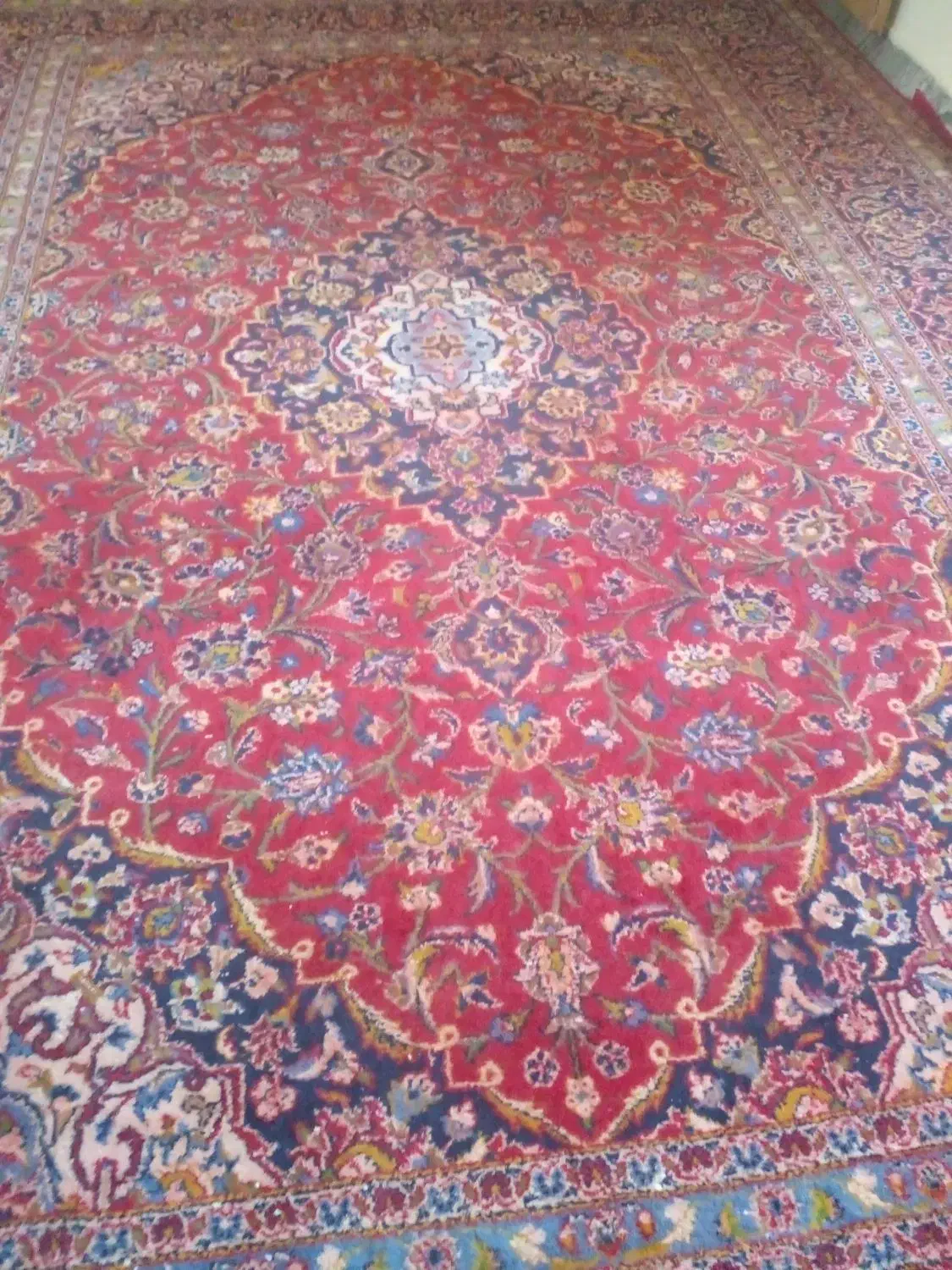 فرش دستباف کارکرده|فرش|شیراز, ستارخان|دیوار