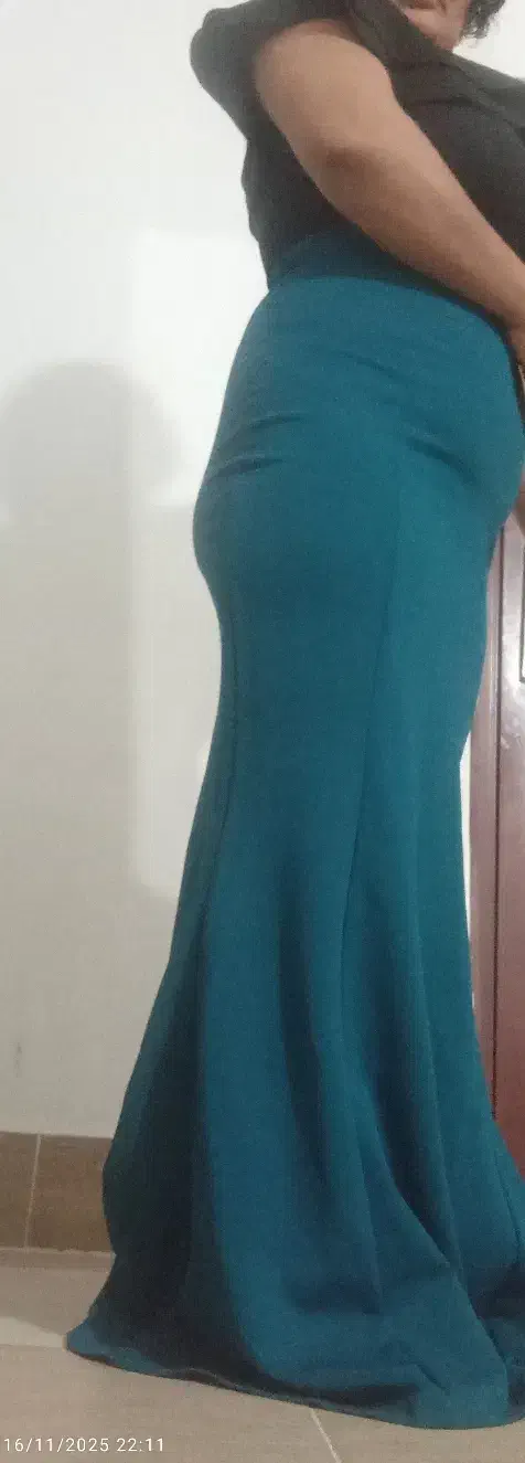 لباس مجلسی|لباس|گرگان, |دیوار