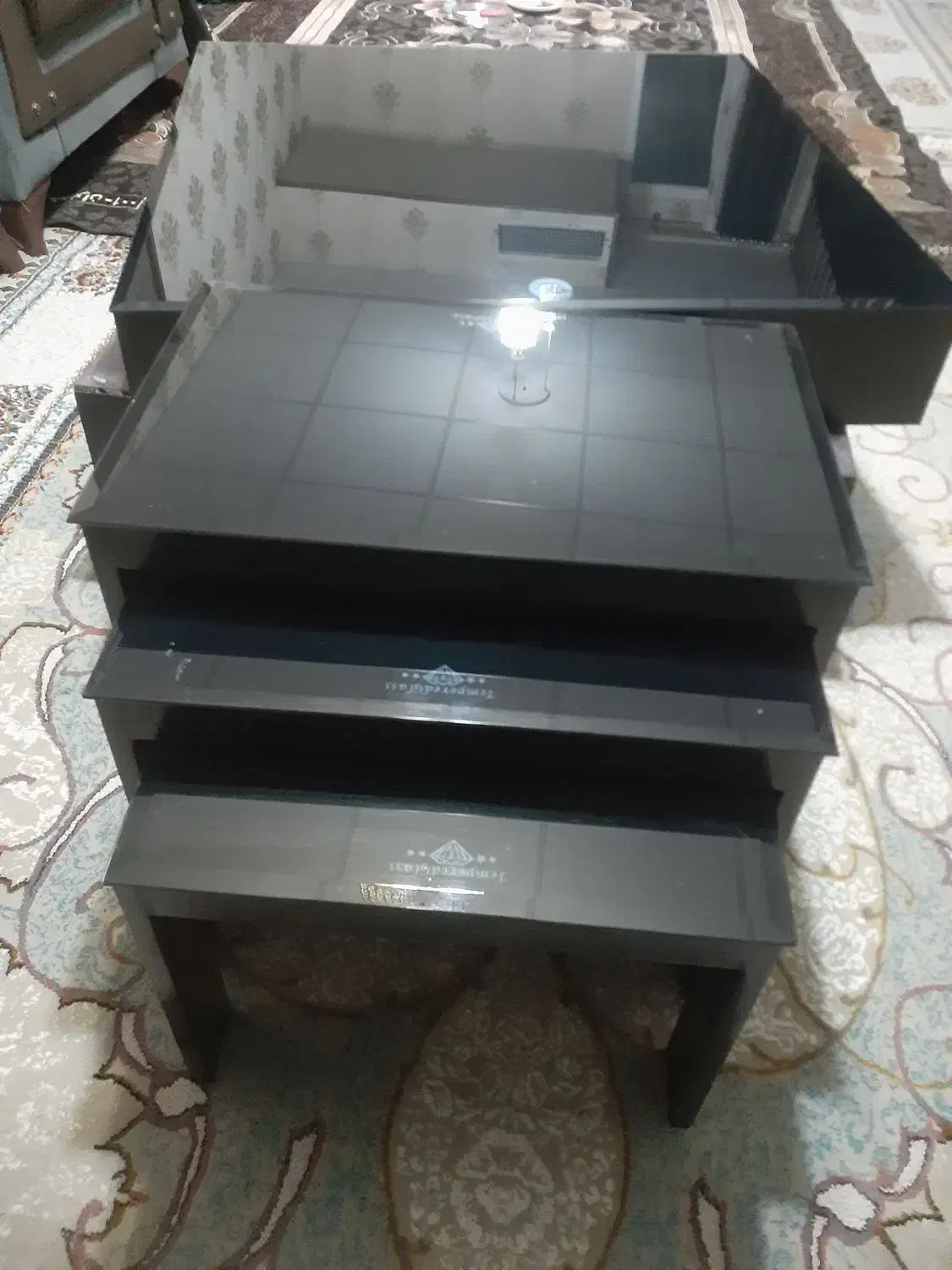 یک عدد میز وسط و۳عدد گل میز در۳سایز|مبلمان خانگی و میز عسلی|صدرا-فارس, فاز ۲|دیوار