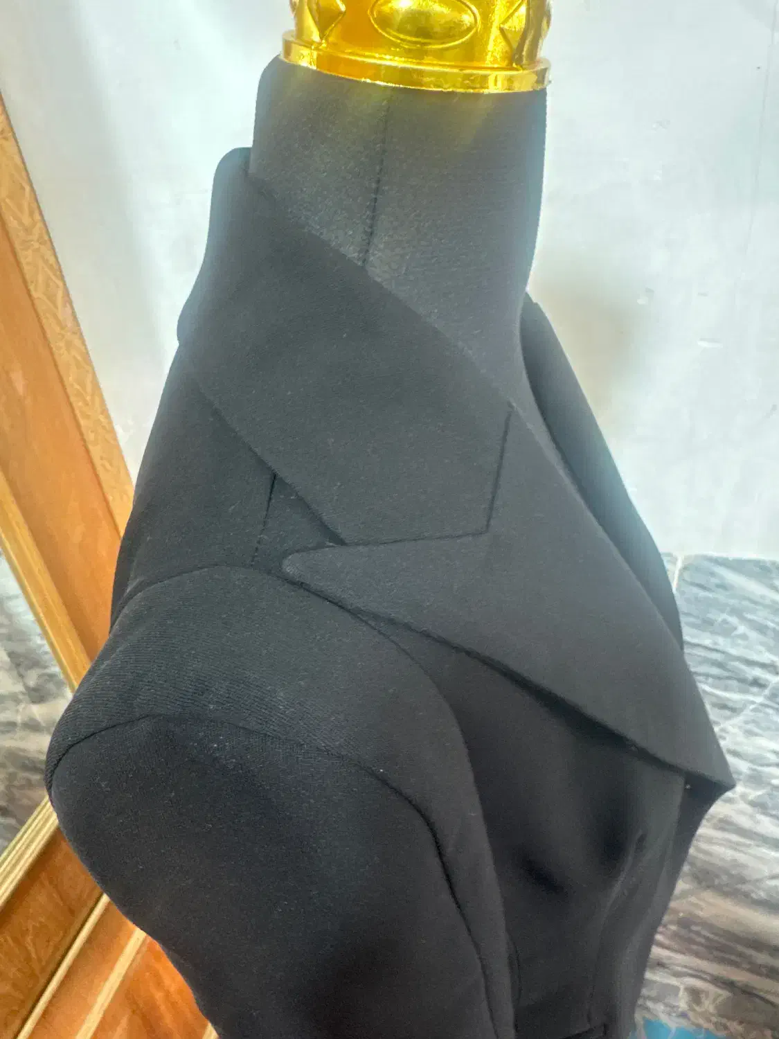 کت تک مشکی|لباس|نجف‌آباد, گلدشت|دیوار